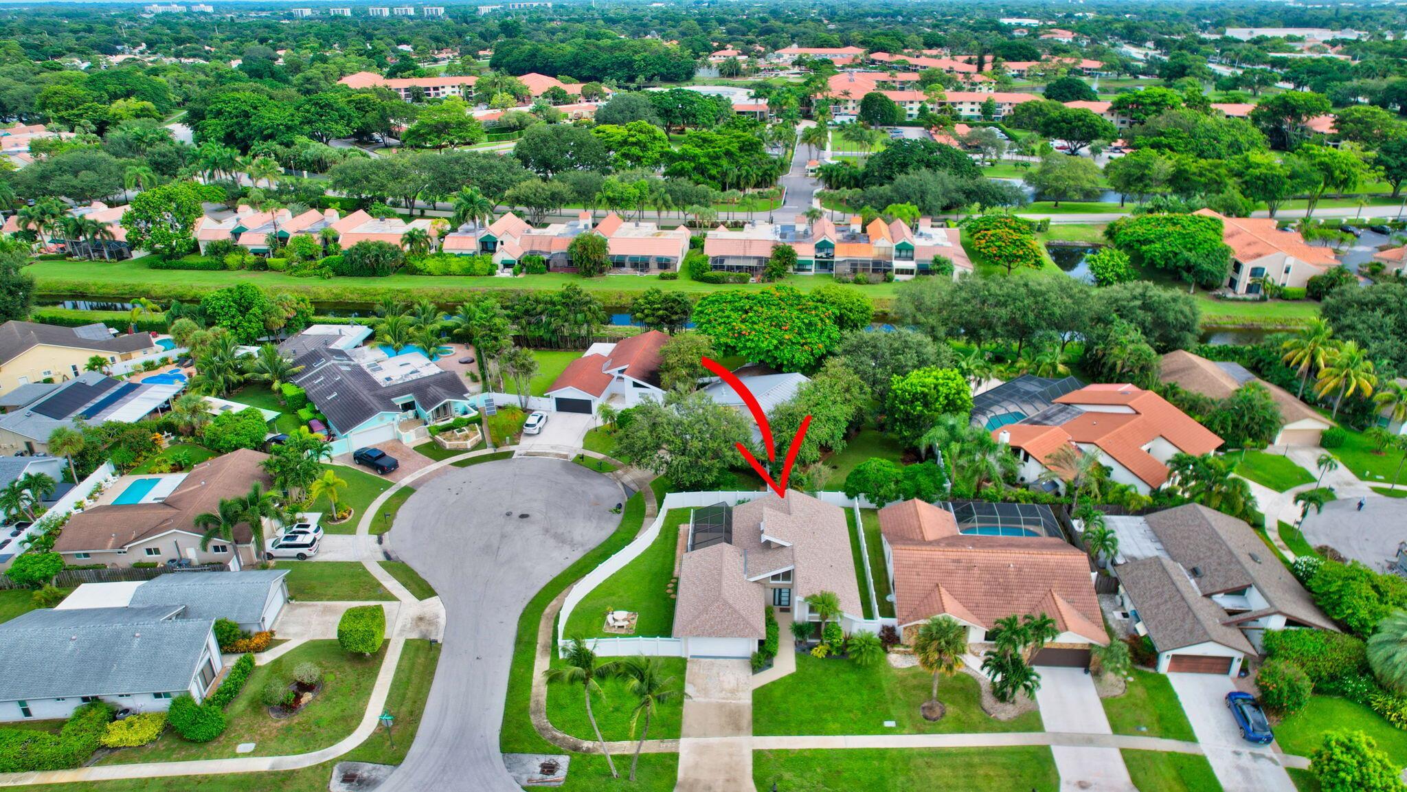 6183 Amberwoods Drive