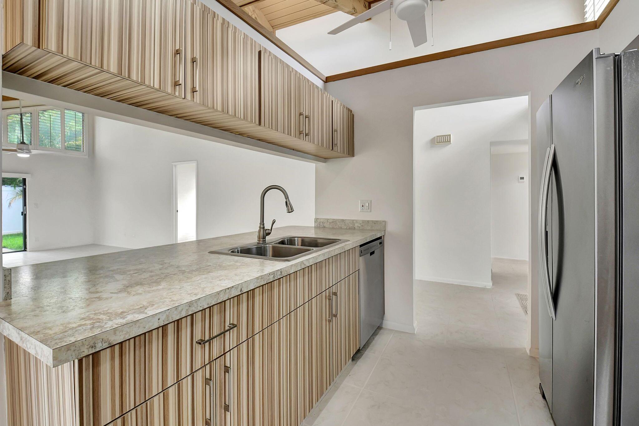 6183 Amberwoods Drive