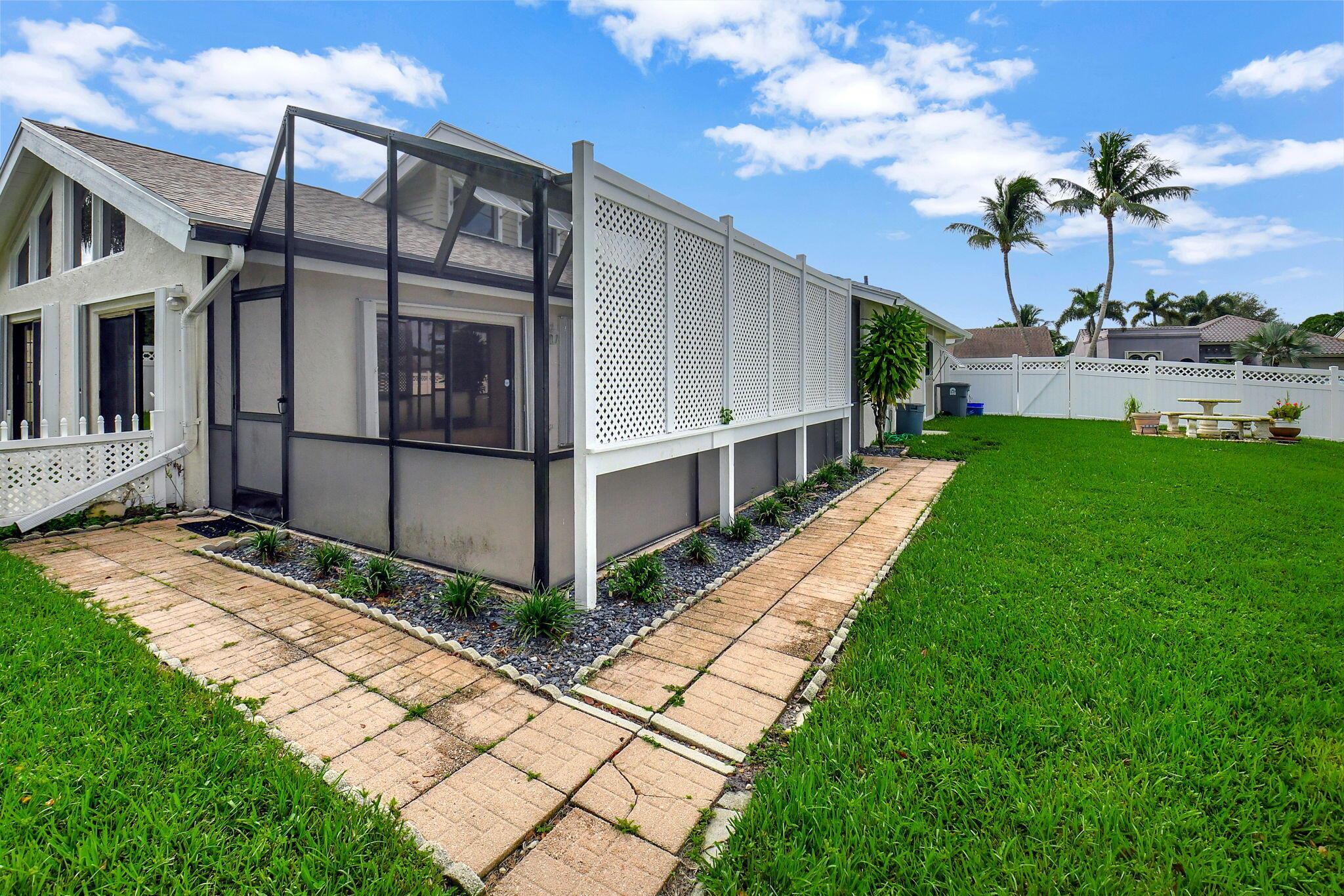 6183 Amberwoods Drive