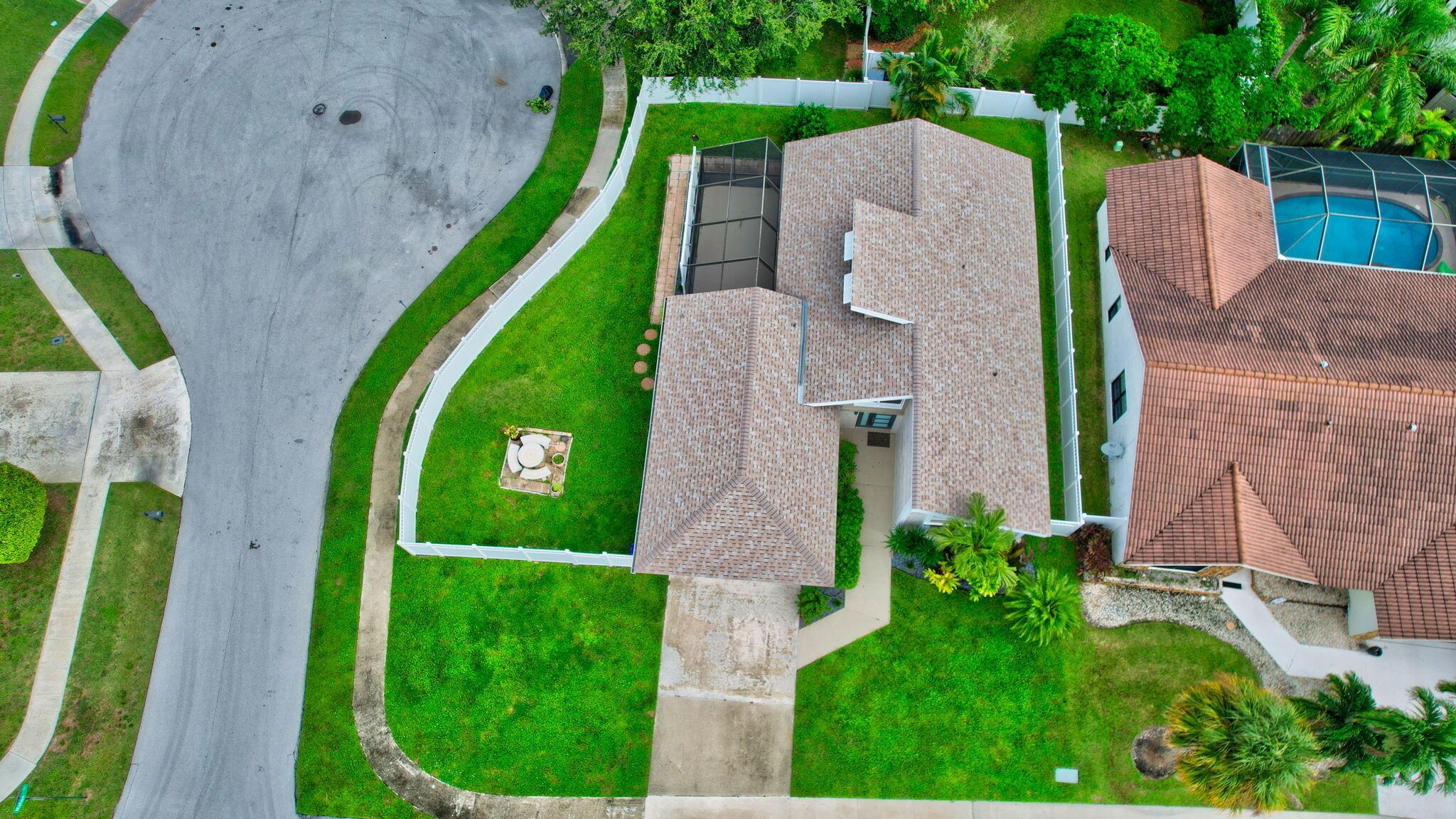 6183 Amberwoods Drive