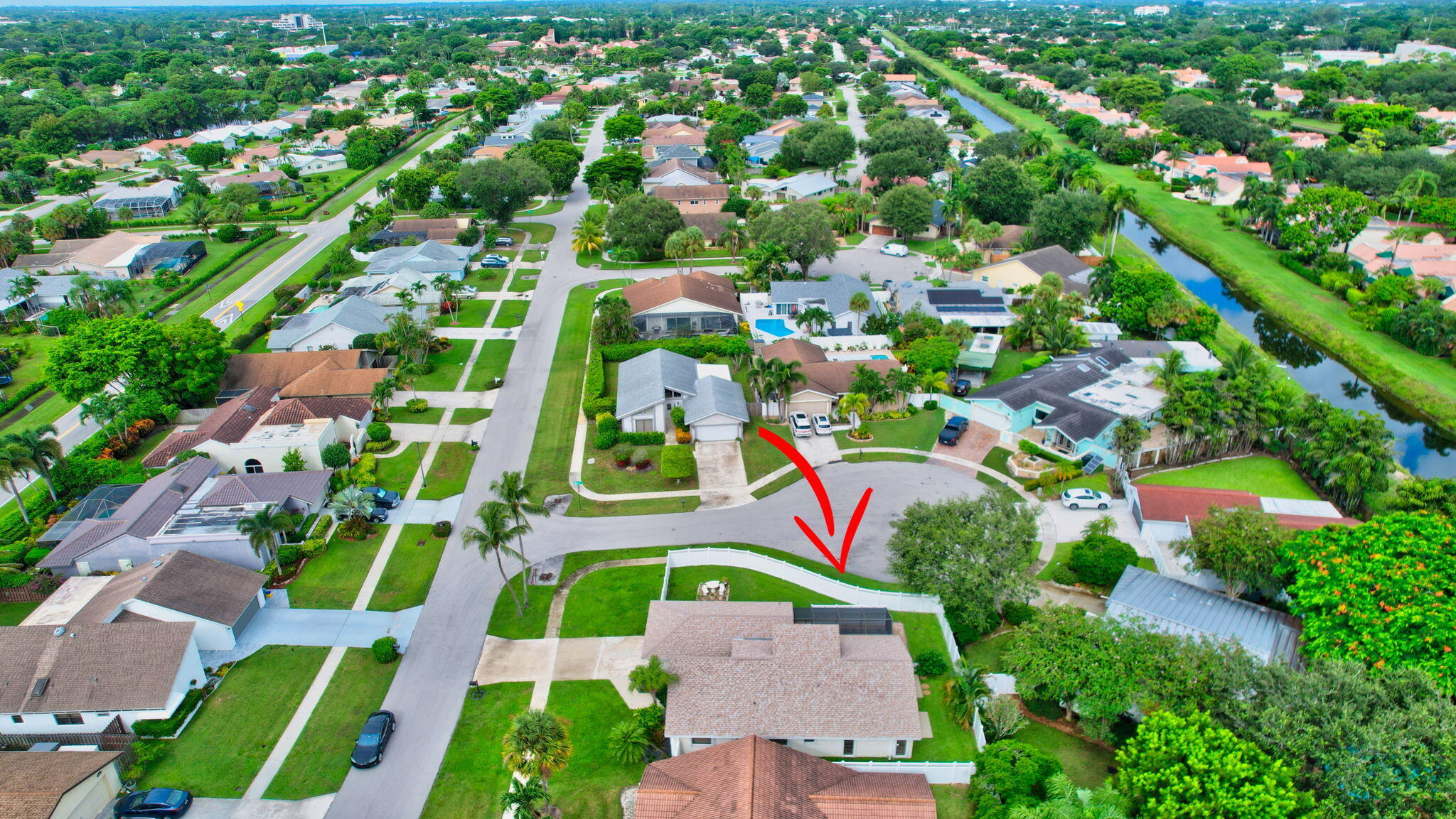 6183 Amberwoods Drive