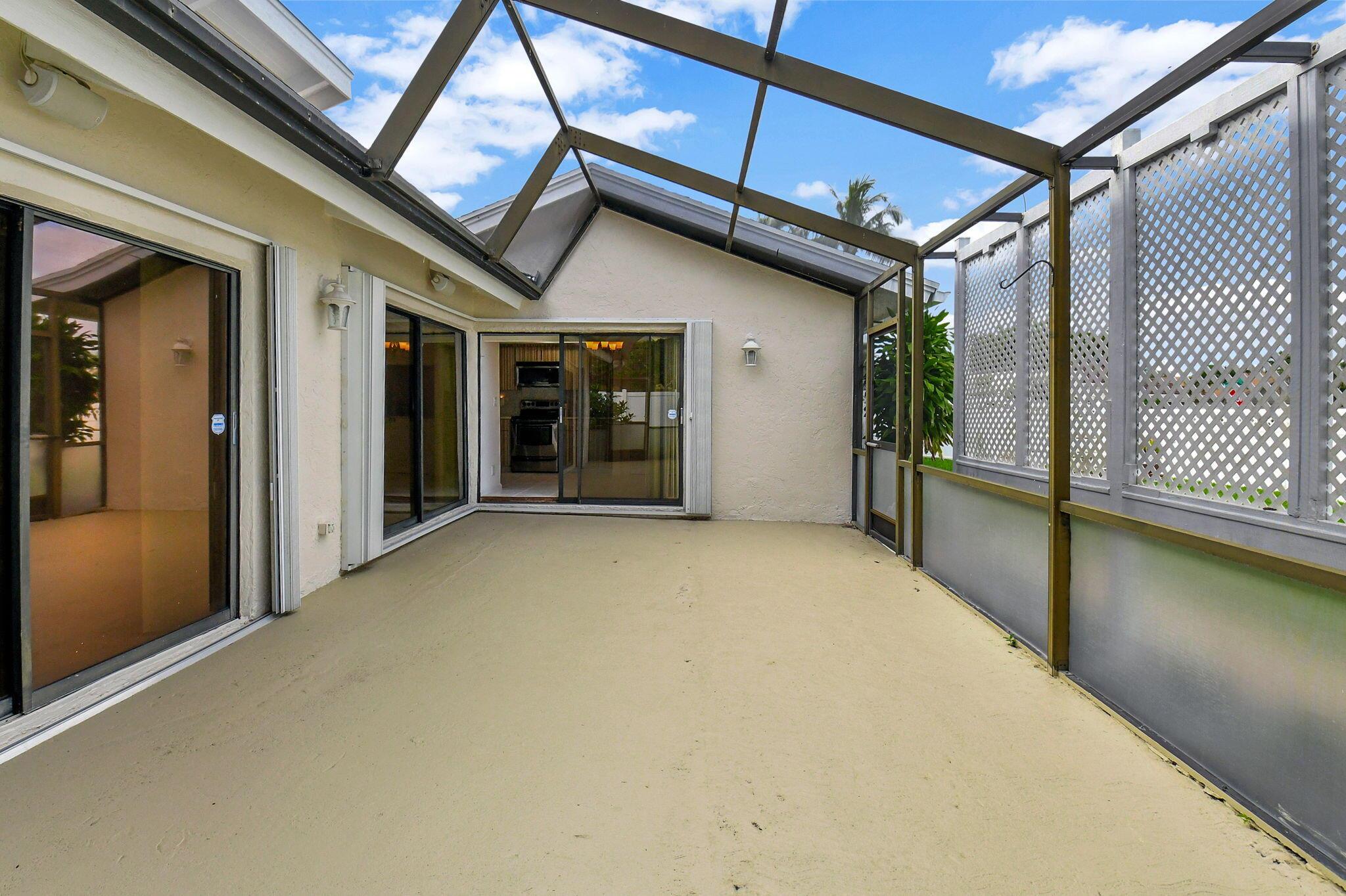 6183 Amberwoods Drive