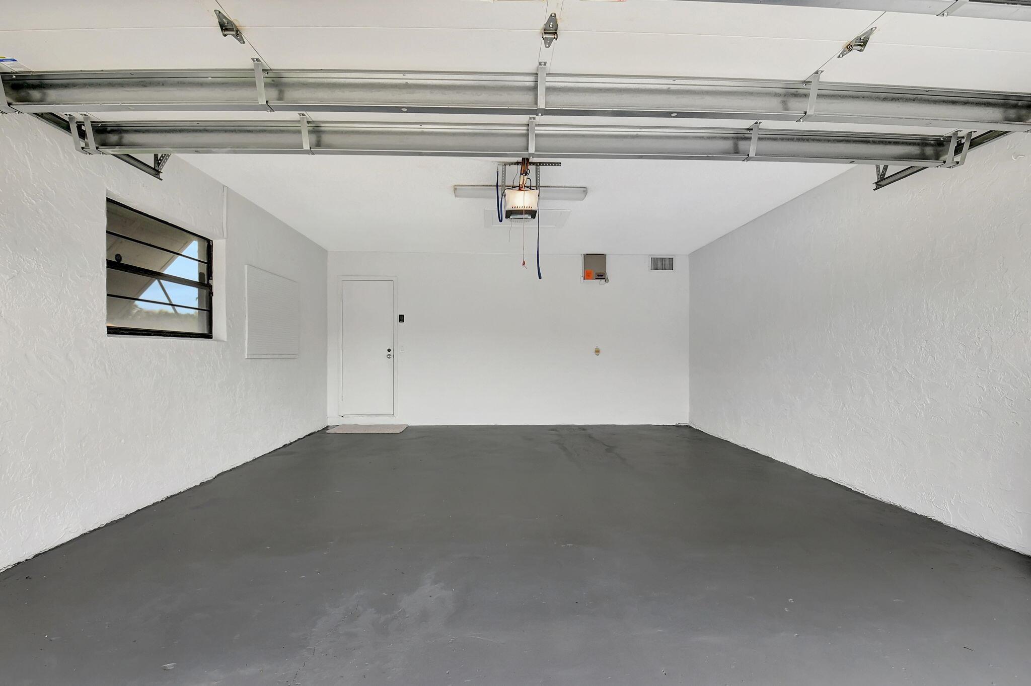 6183 Amberwoods Drive