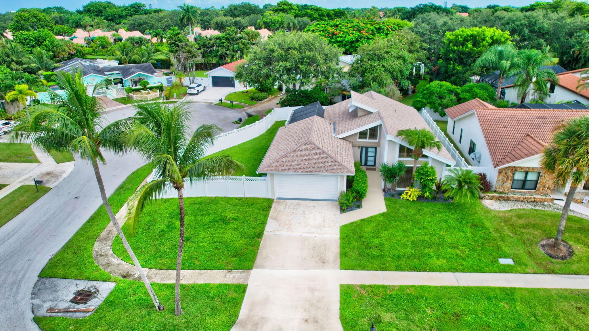 6183 Amberwoods Drive