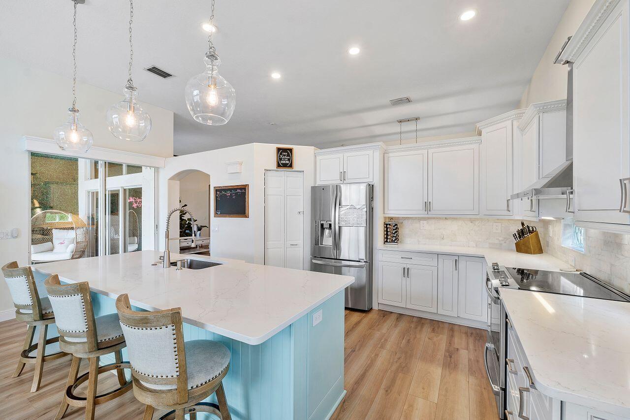 5794 La Gorce Circle