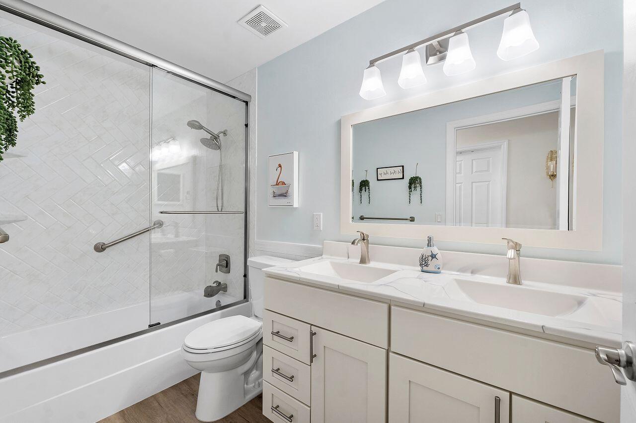 5794 La Gorce Circle