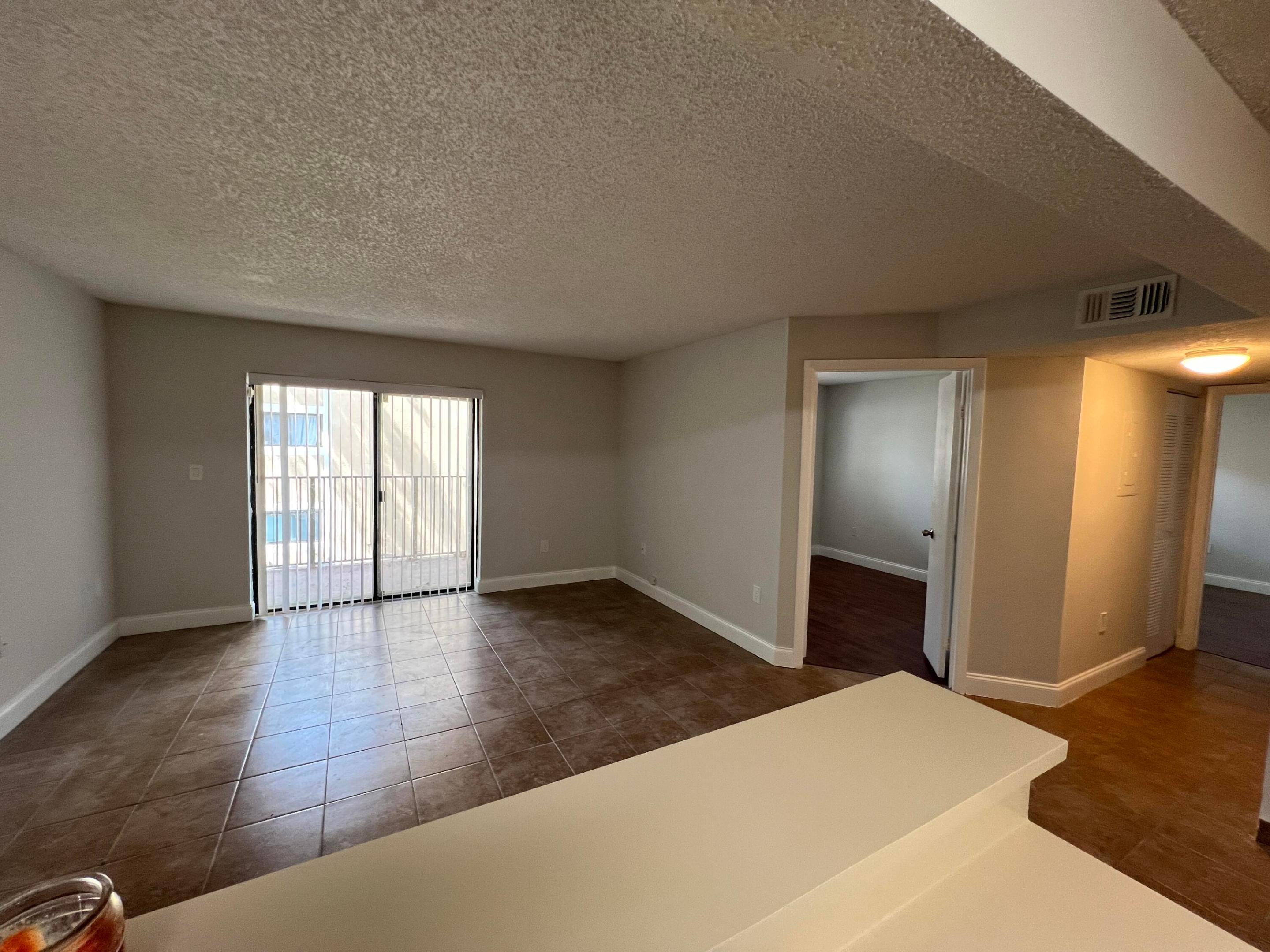 9491 S Palm Circle 204