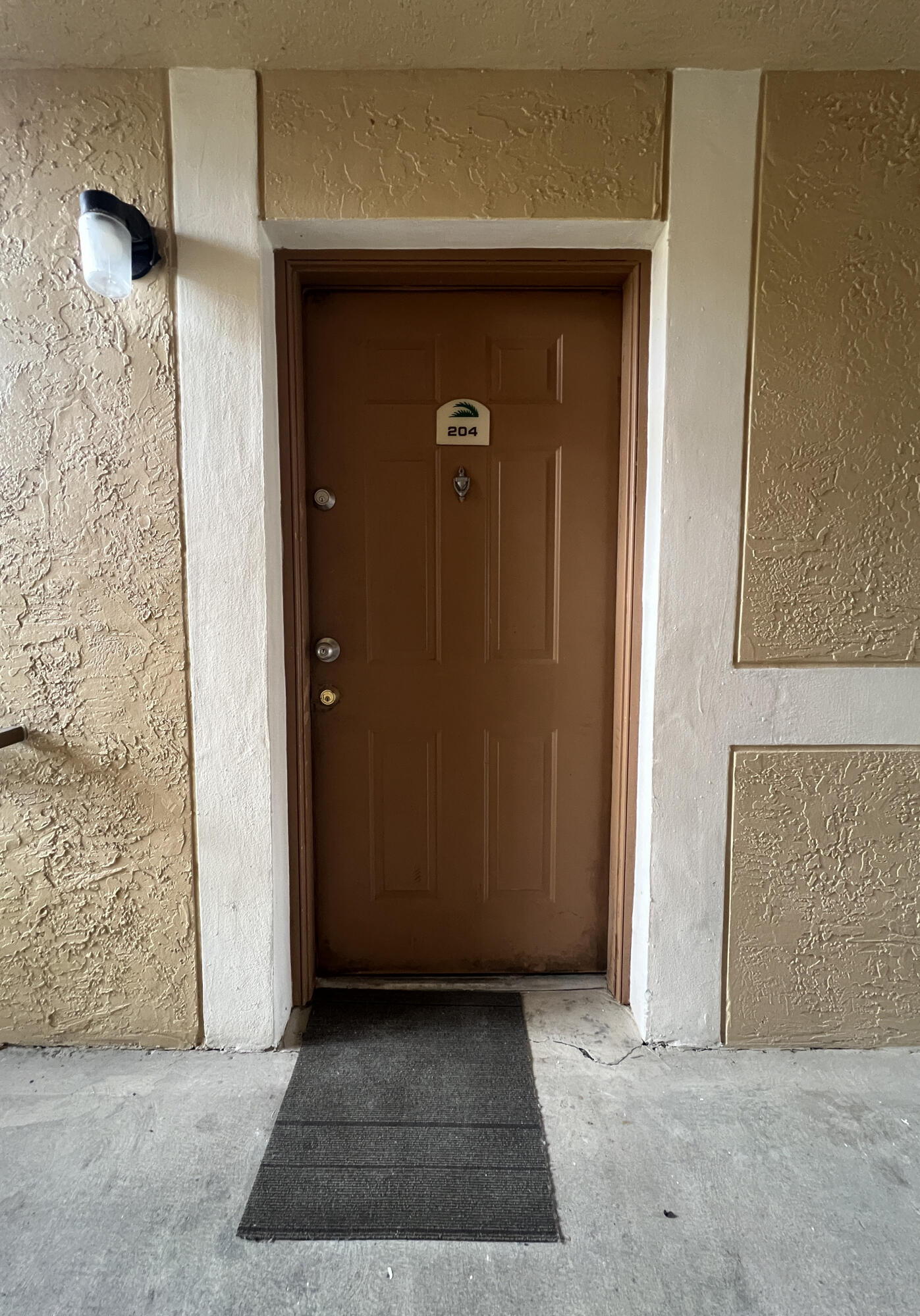 9491 S Palm Circle 204