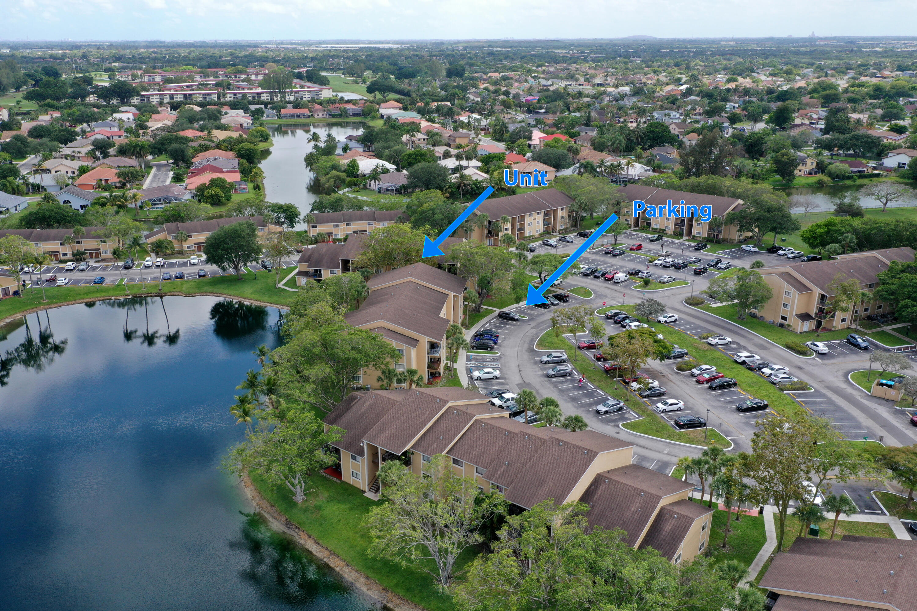 9491 S Palm Circle 204