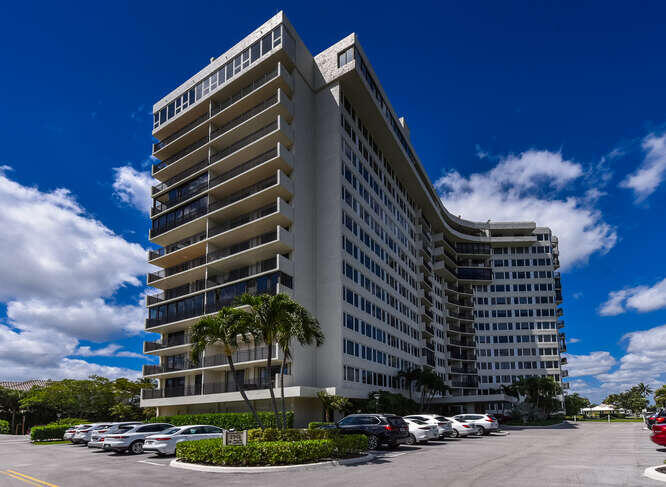 3912 S Ocean Boulevard 712