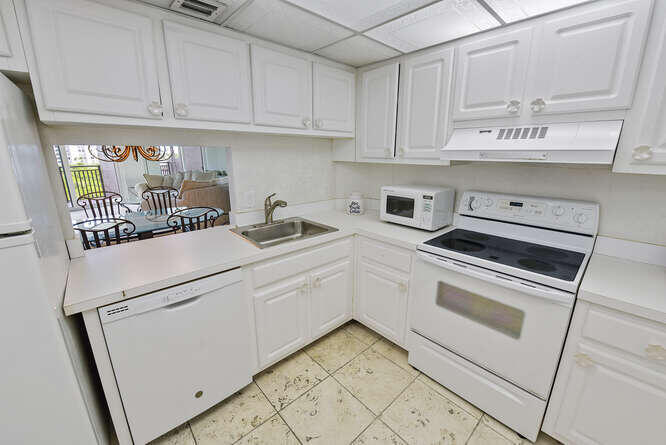 3912 S Ocean Boulevard 712