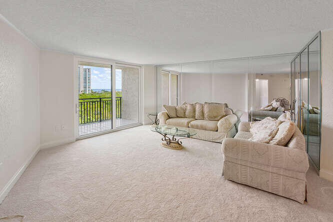 3912 S Ocean Boulevard 712