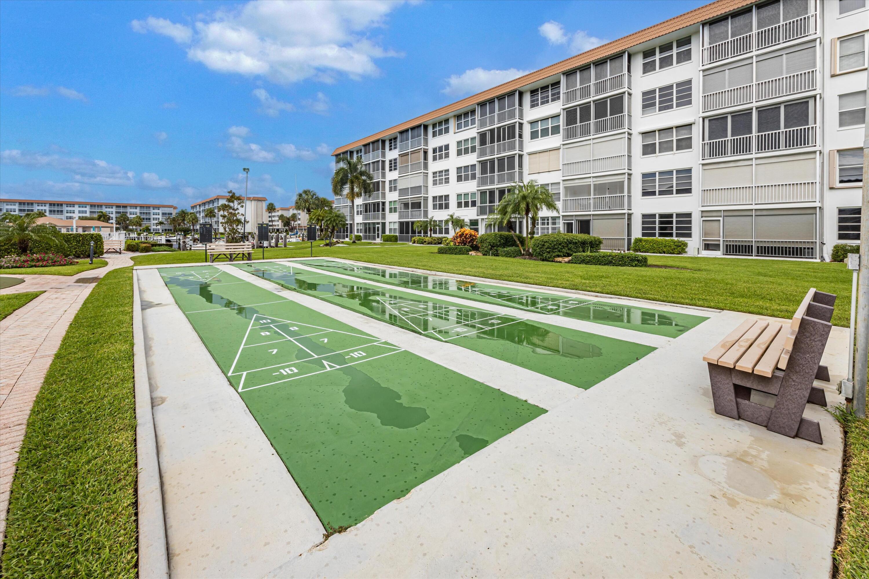 901 Gardenia Drive 581