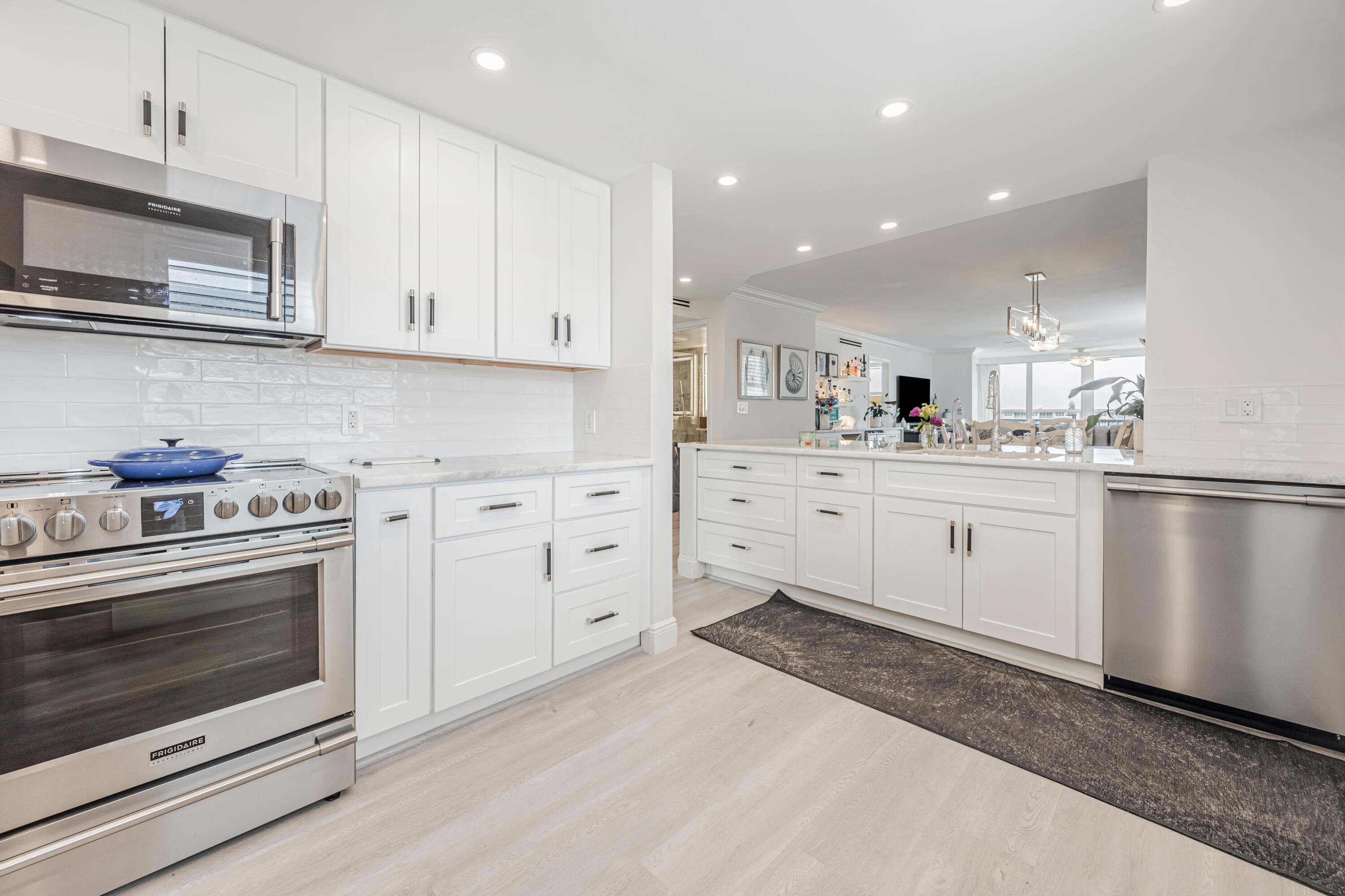 901 Gardenia Drive 581