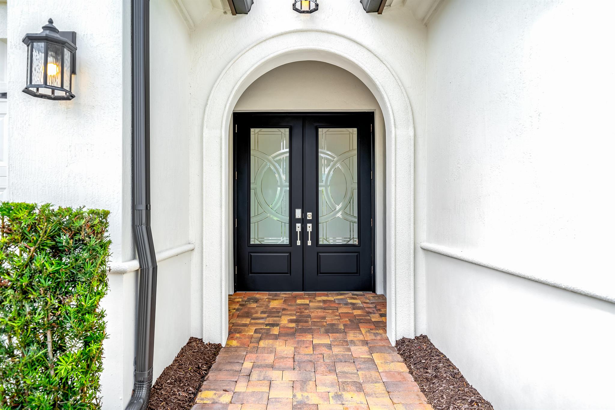 8803 Grand Prix Lane