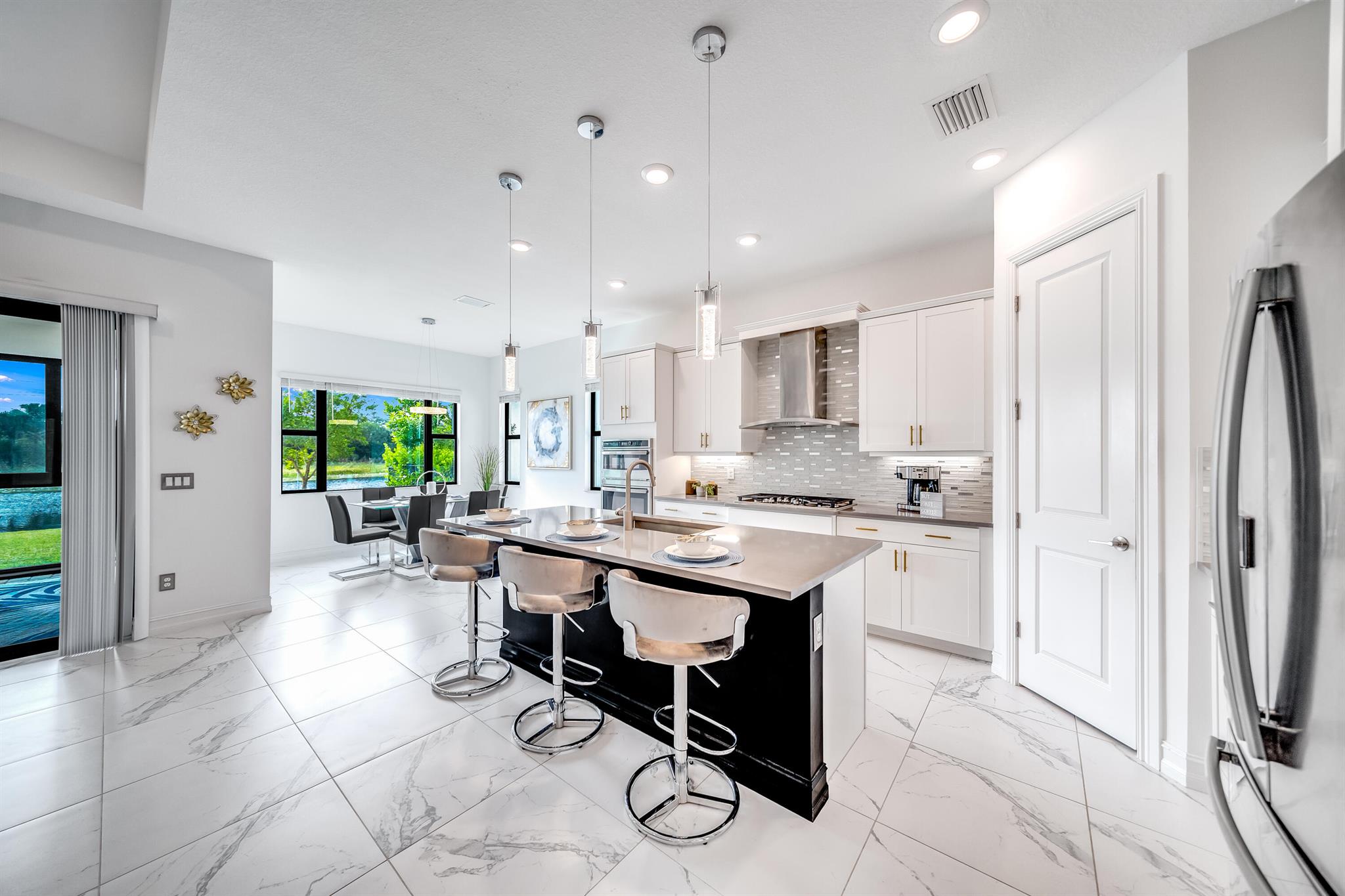 8803 Grand Prix Lane