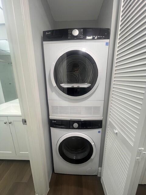 6301 N University Drive 318