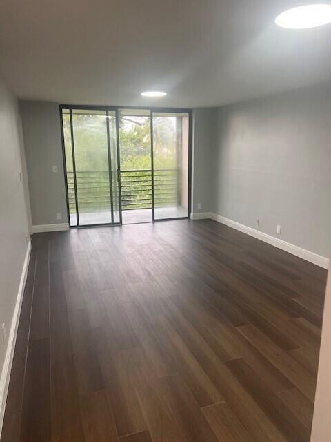 6301 N University Drive 318