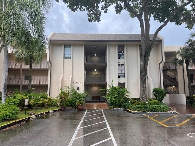 6301 N University Drive 318