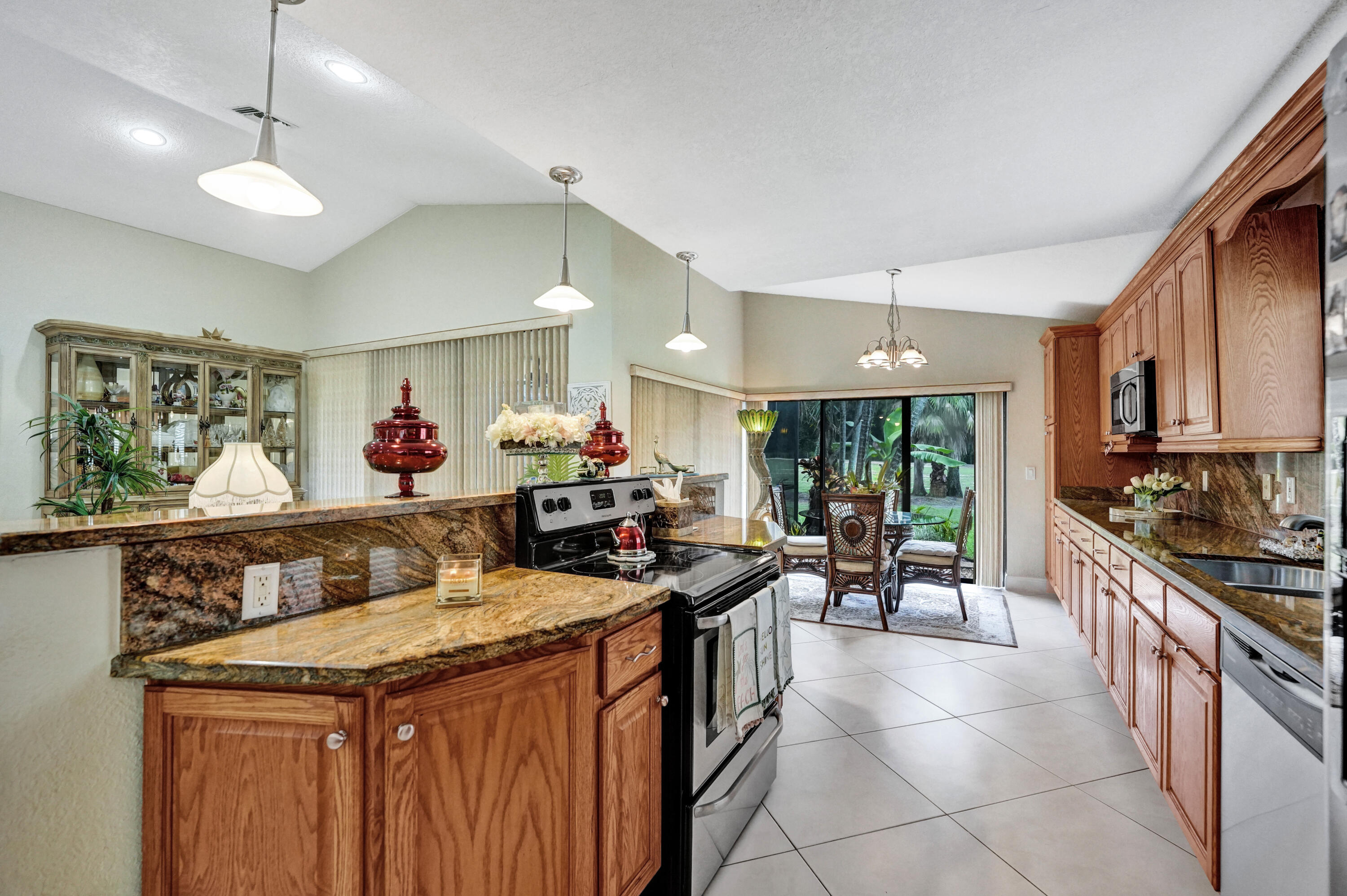 11111 Highland Circle