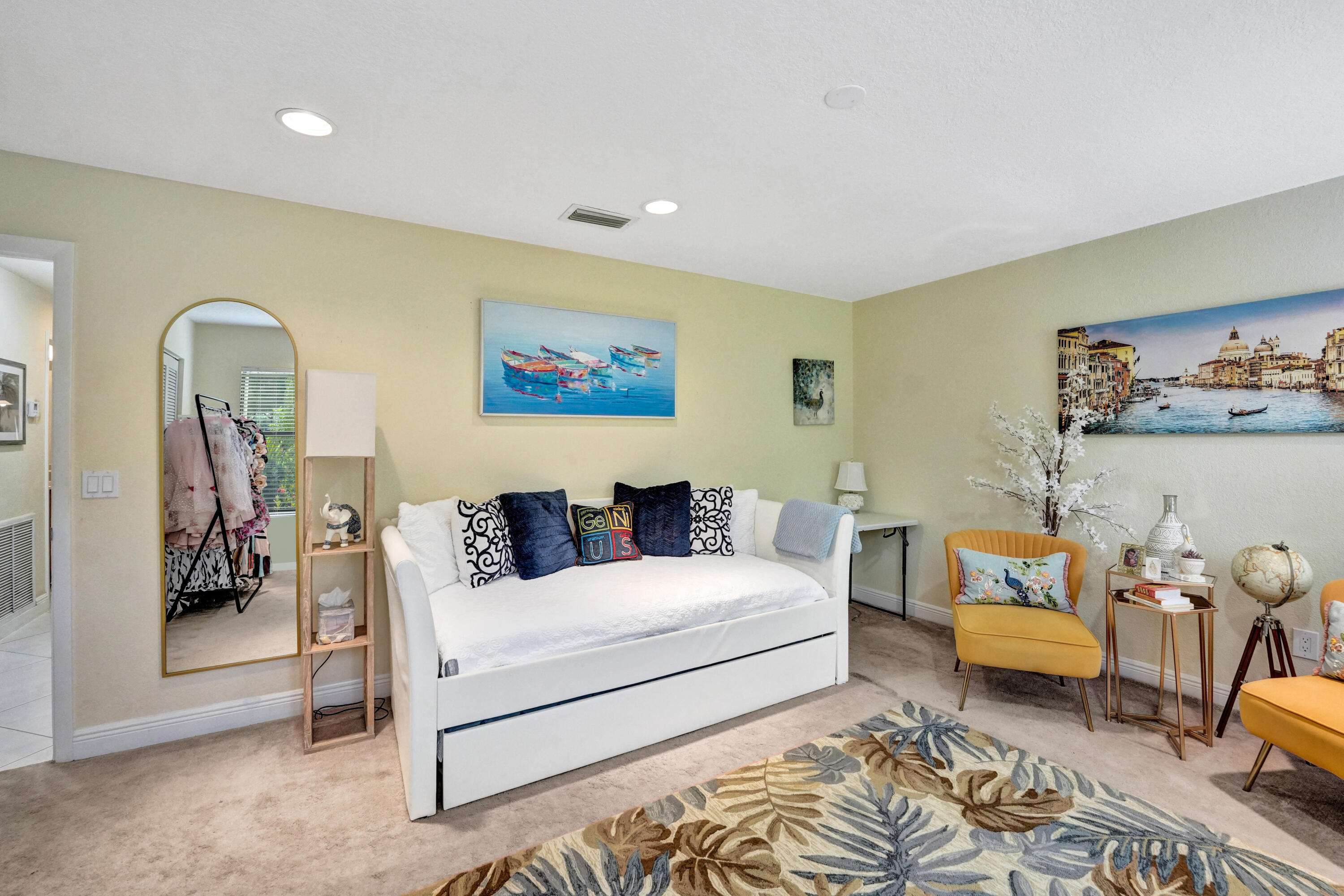 11111 Highland Circle
