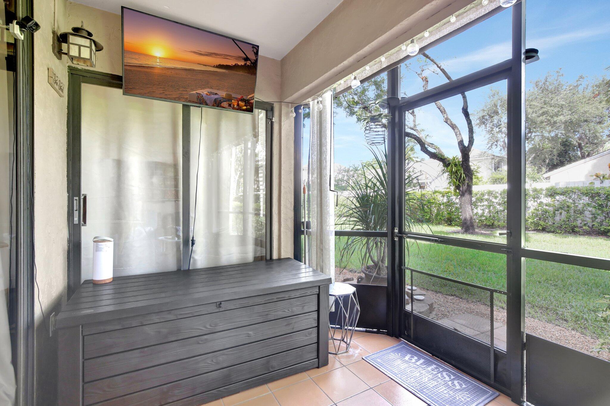 9837 NW 1 Court