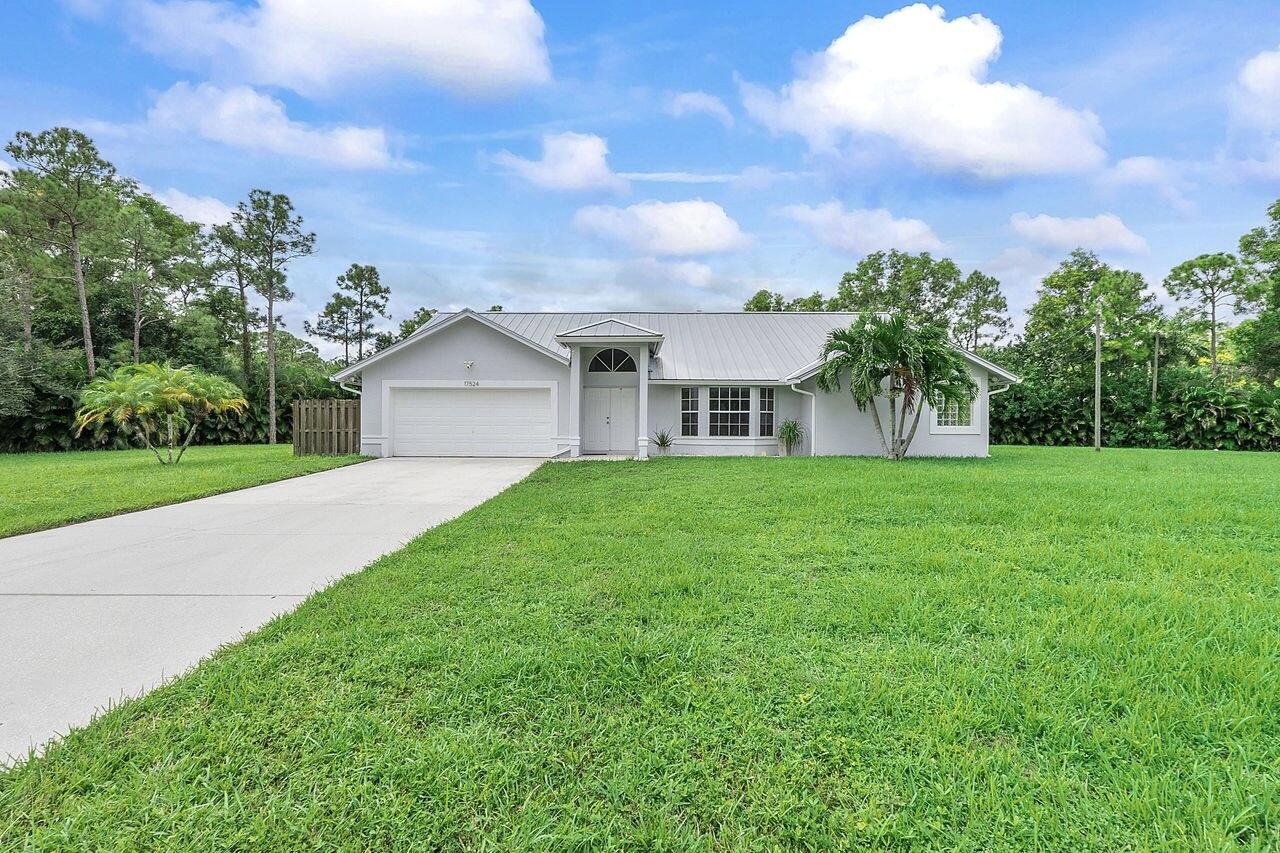 17524 78th Road N