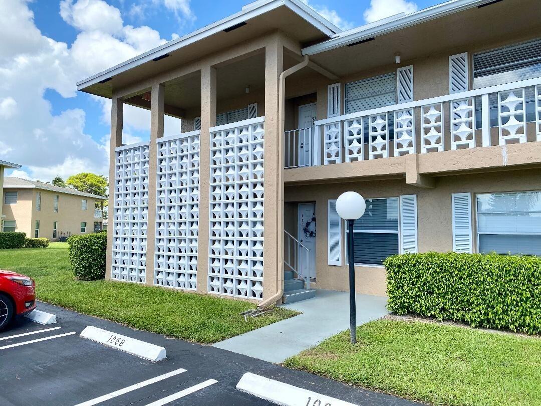 2411 Papaya Drive 101