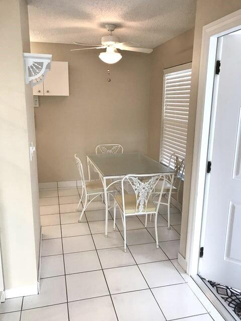 2411 Papaya Drive 101