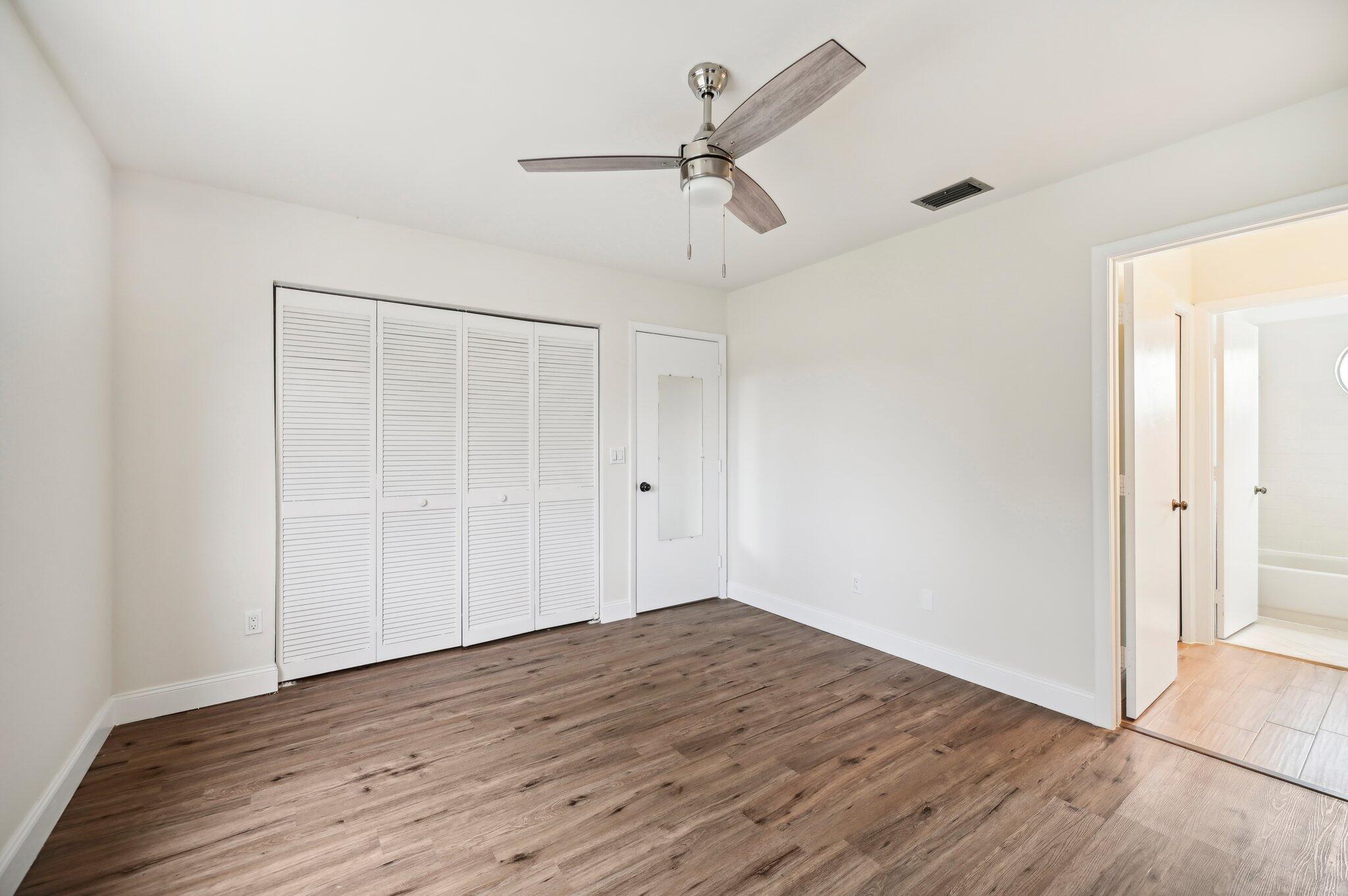 21604 Yellowstone Park Drive