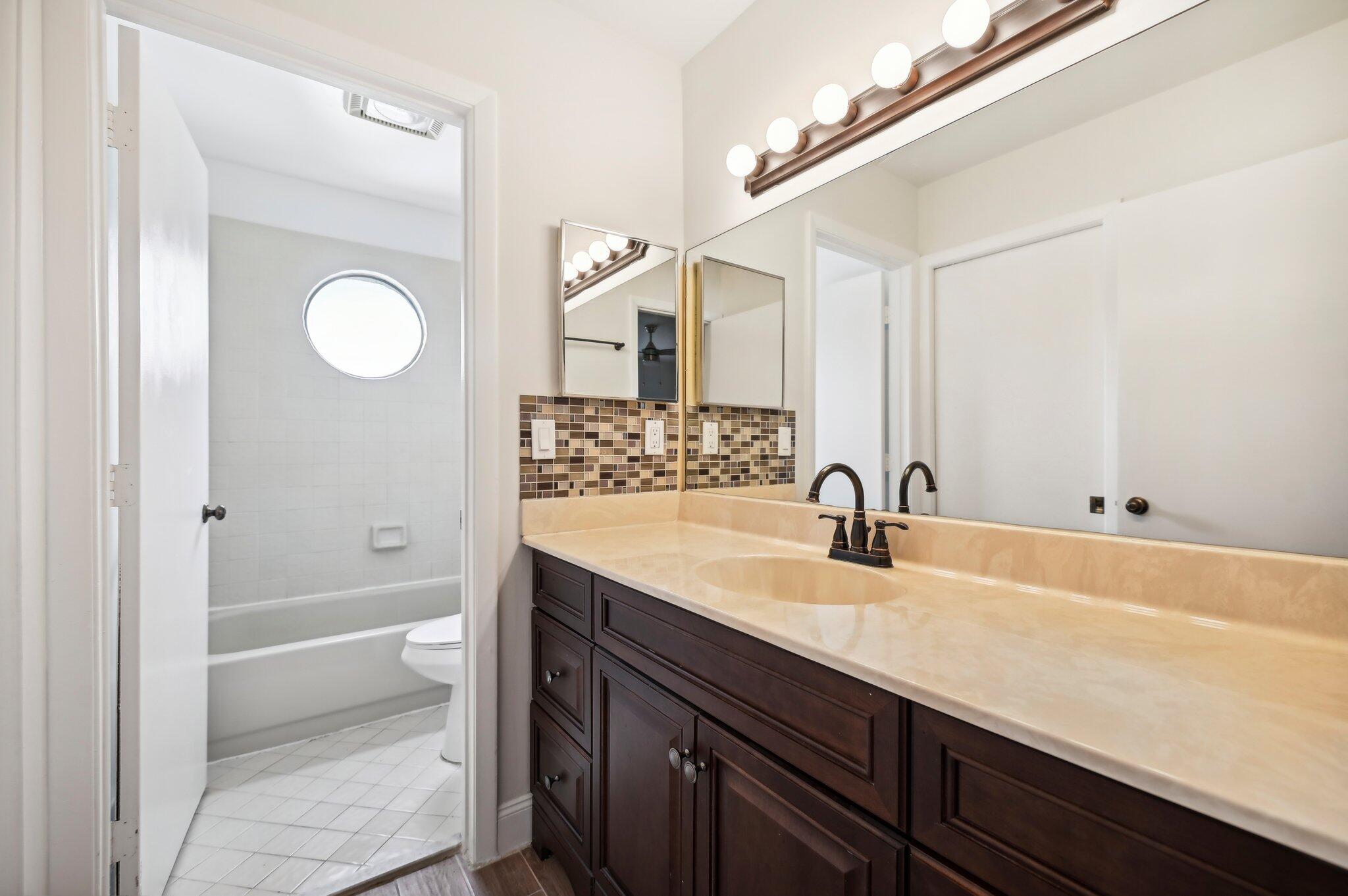 21604 Yellowstone Park Drive