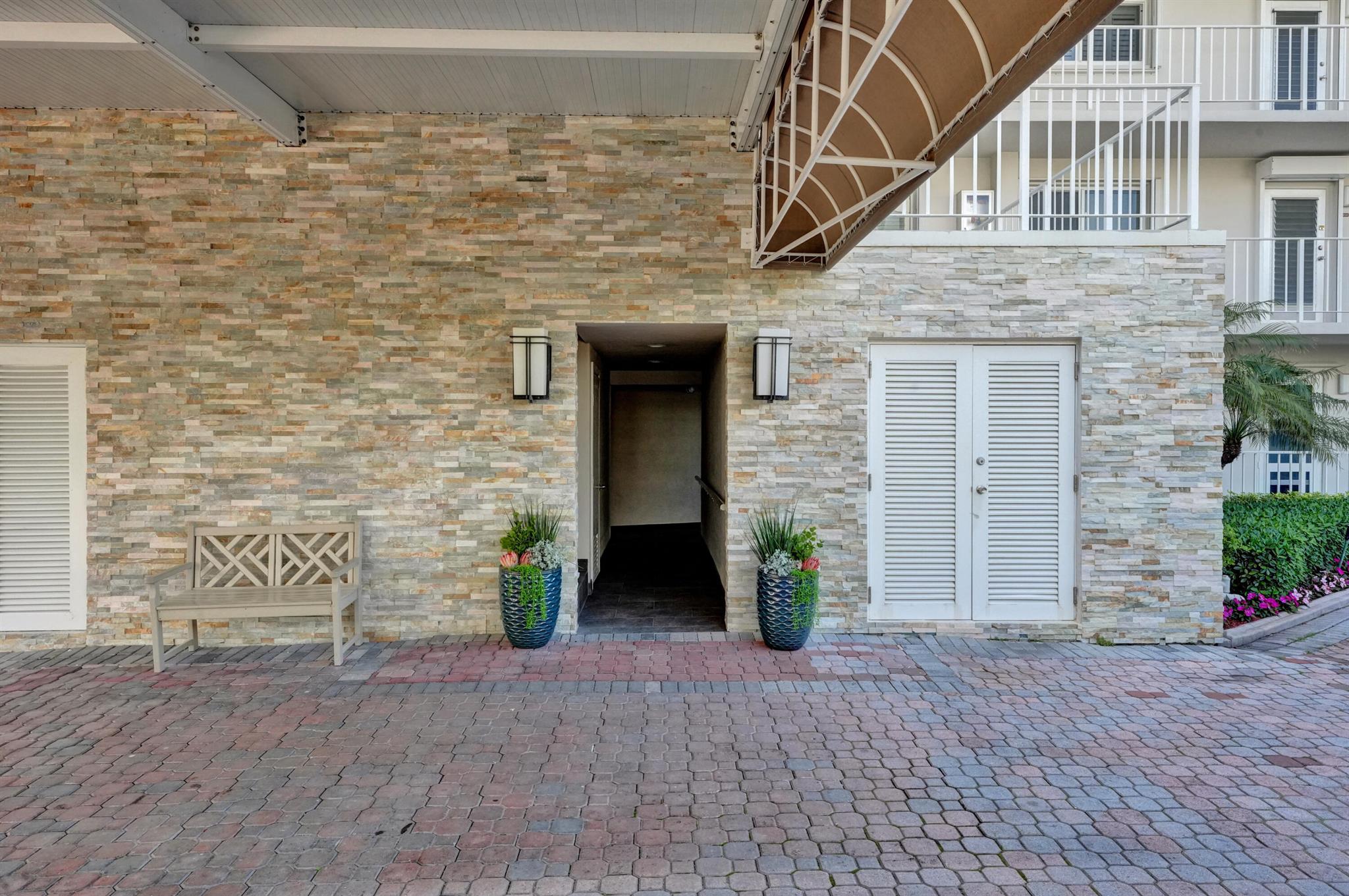 3100 S Ocean Boulevard 4040