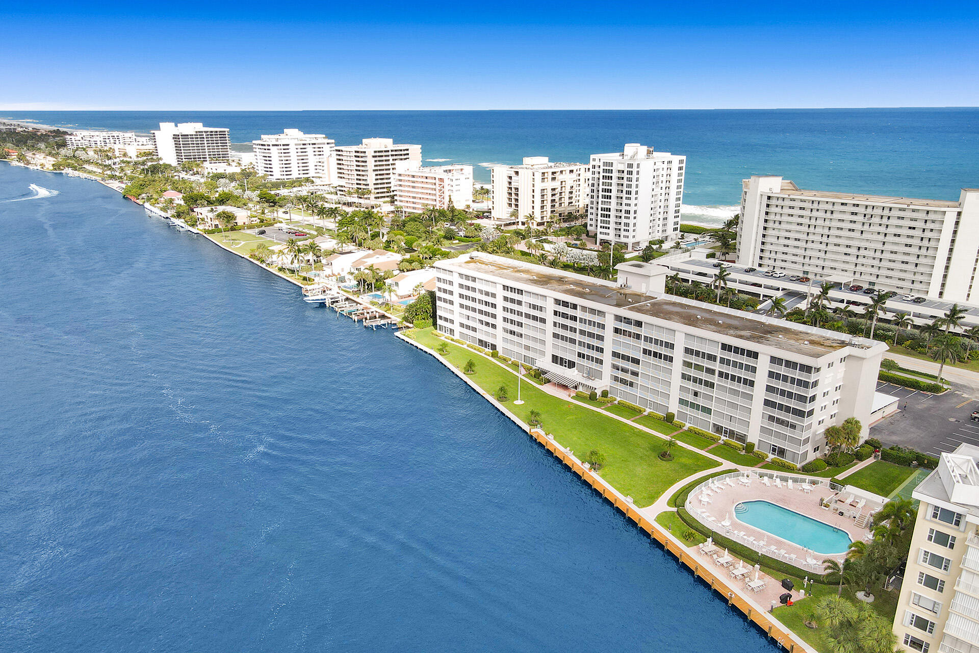 3100 S Ocean Boulevard 4040