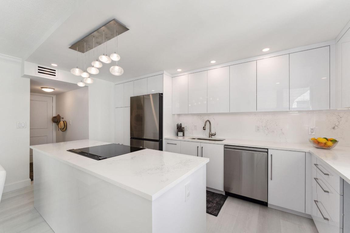 2000 S Ocean Boulevard 5-G