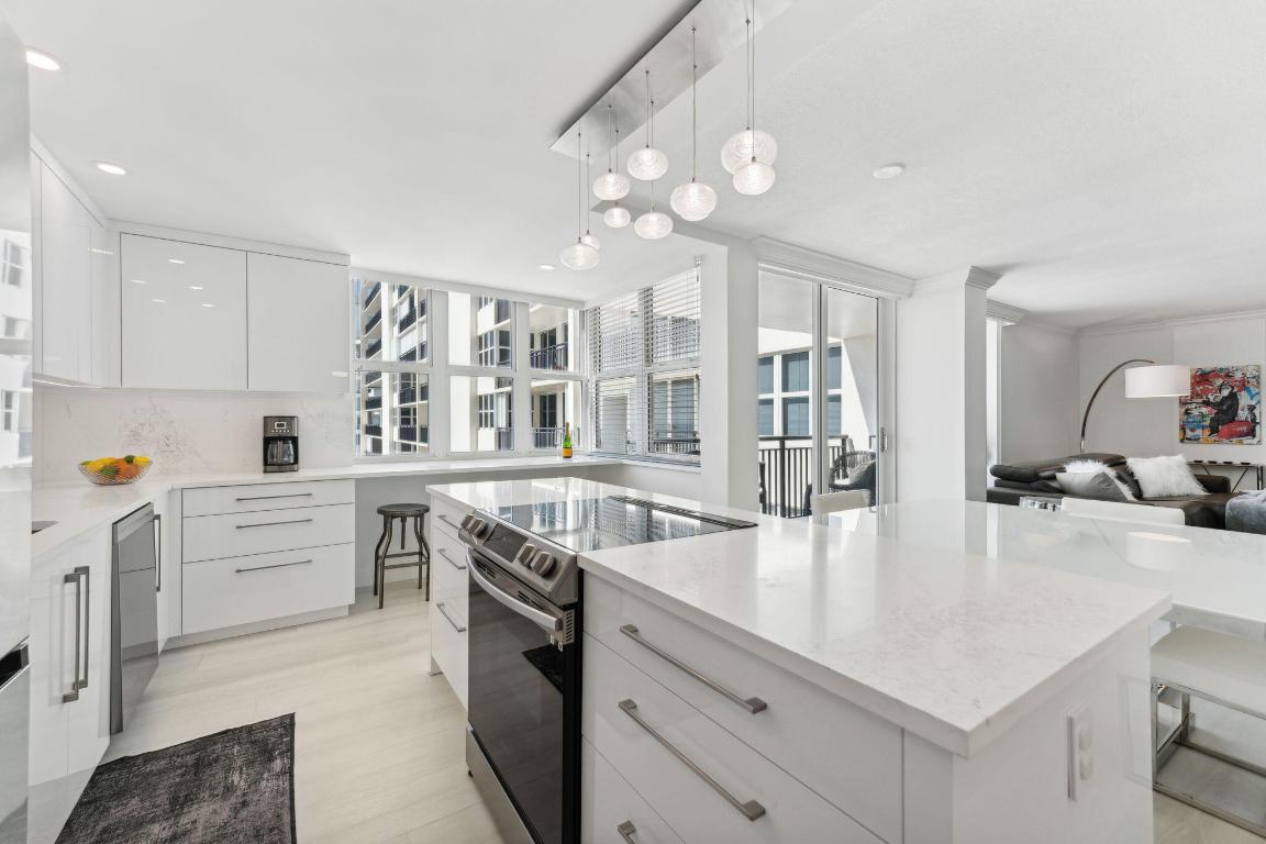 2000 S Ocean Boulevard 5-G