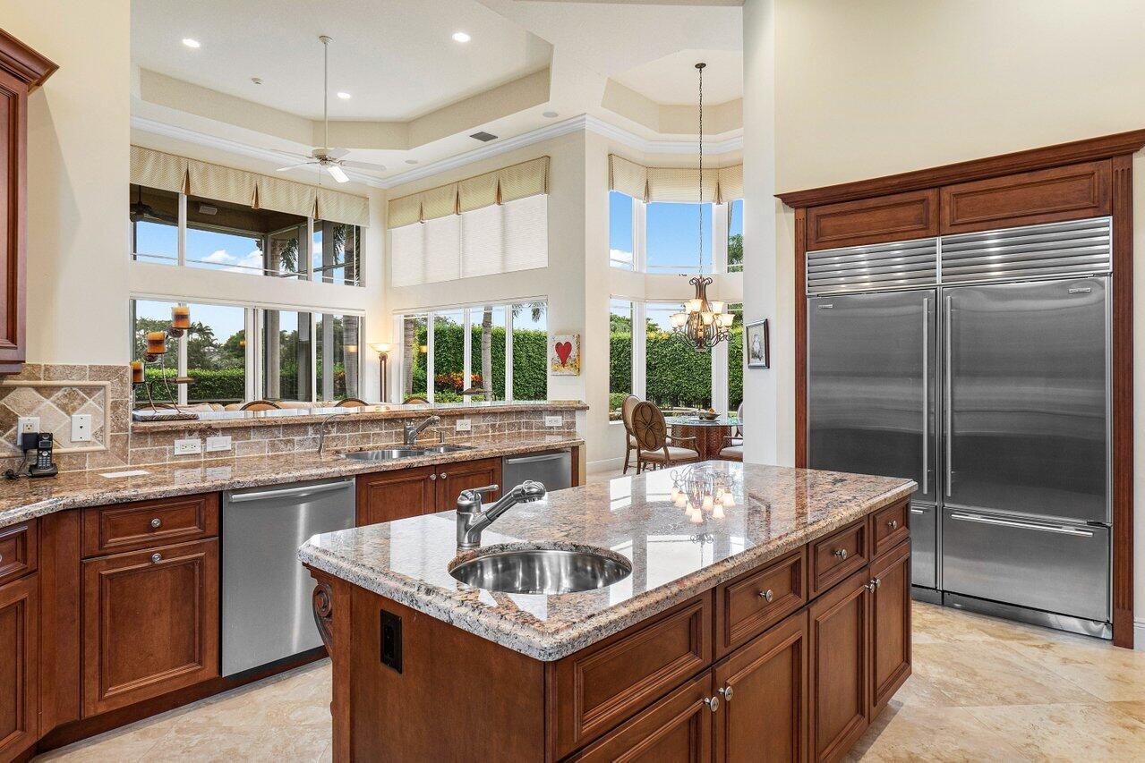 4188 Bocaire Boulevard