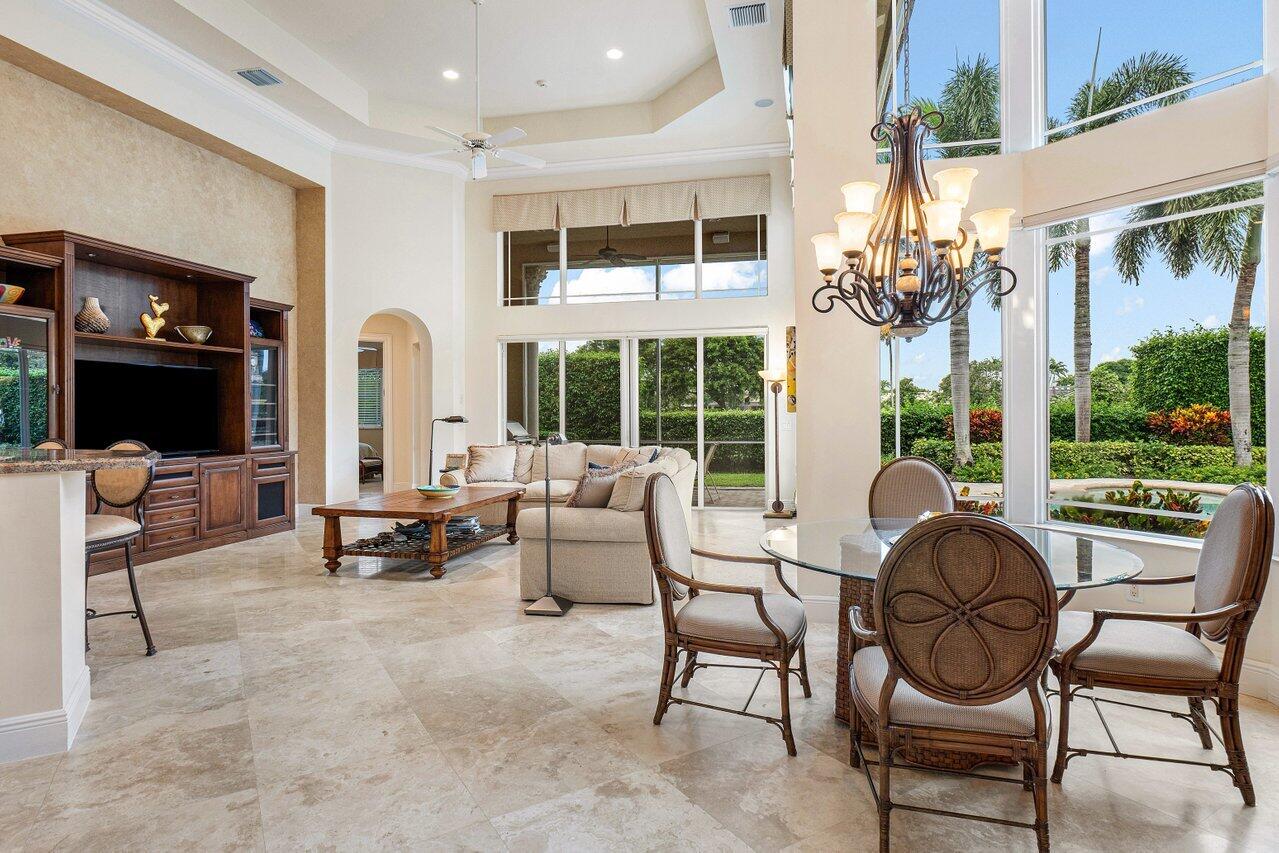 4188 Bocaire Boulevard