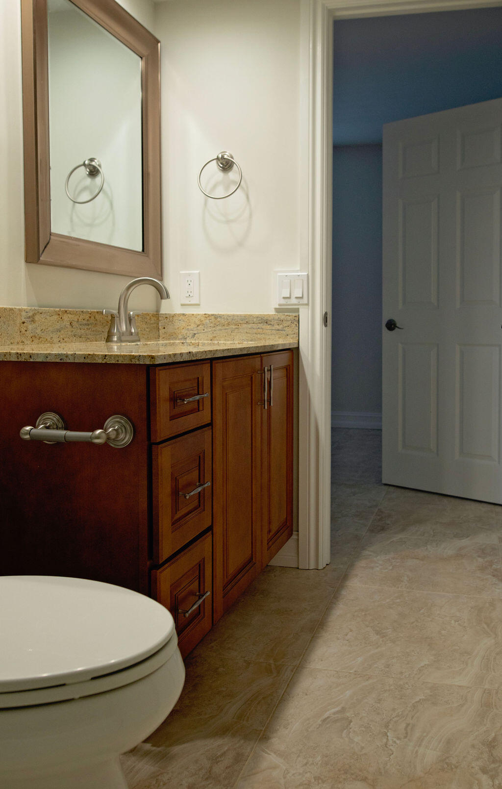 22 Royal Palm Way 605