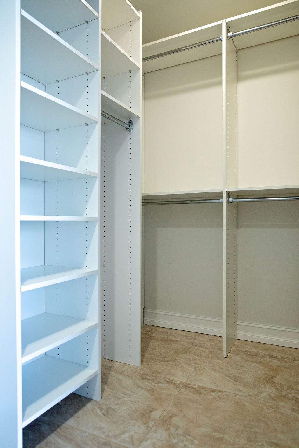 22 Royal Palm Way 605