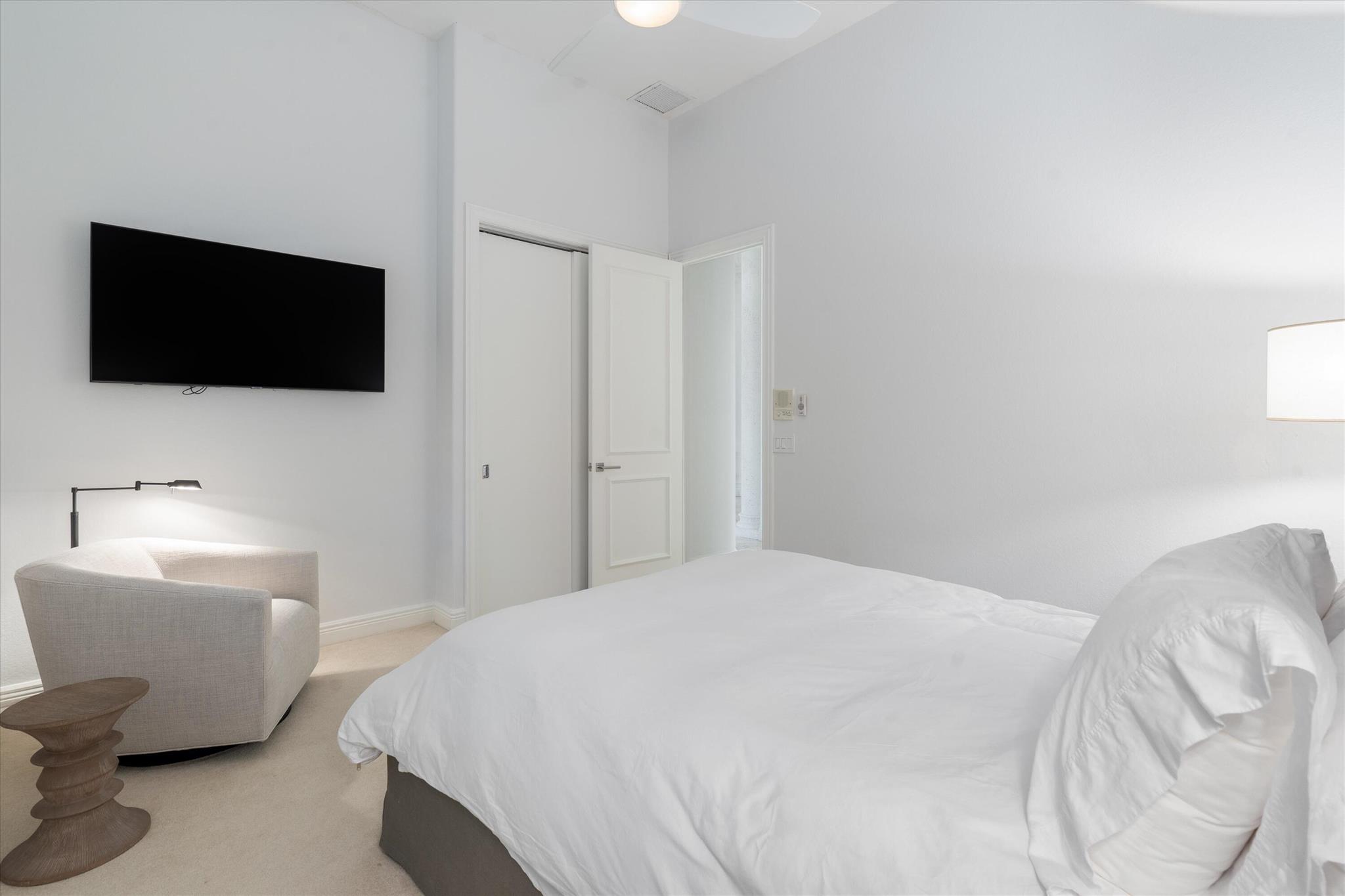 6724 Casa Grande Way