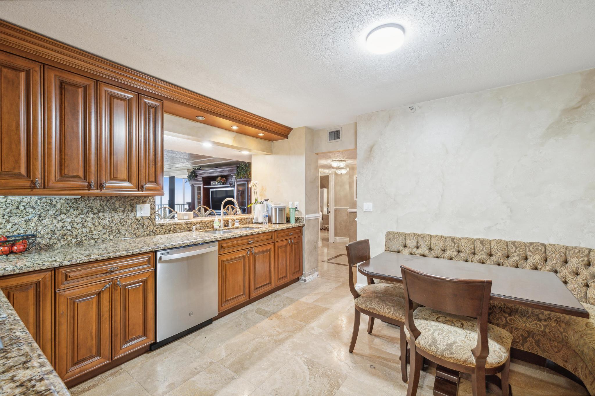 3400 S Ocean Boulevard 10c