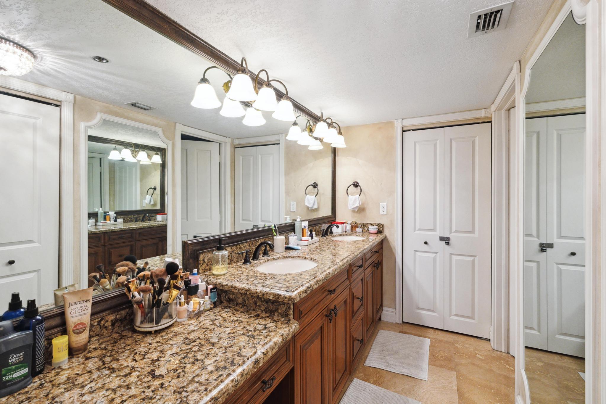 3400 S Ocean Boulevard 10c