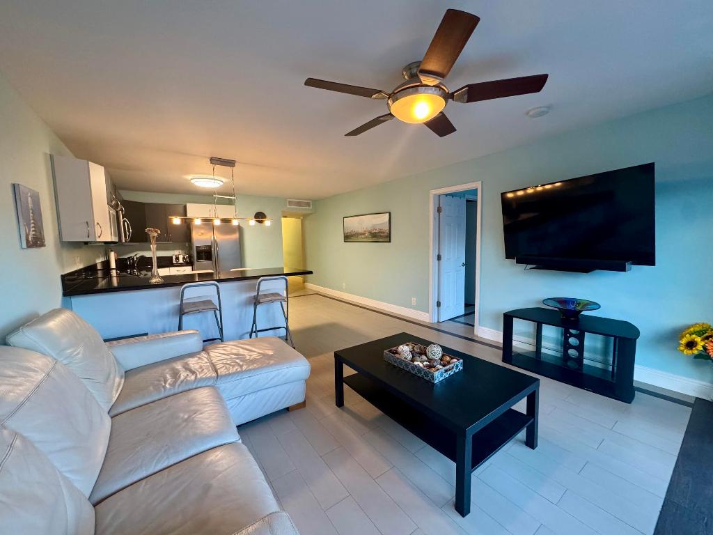 2029 N Ocean Boulevard 510