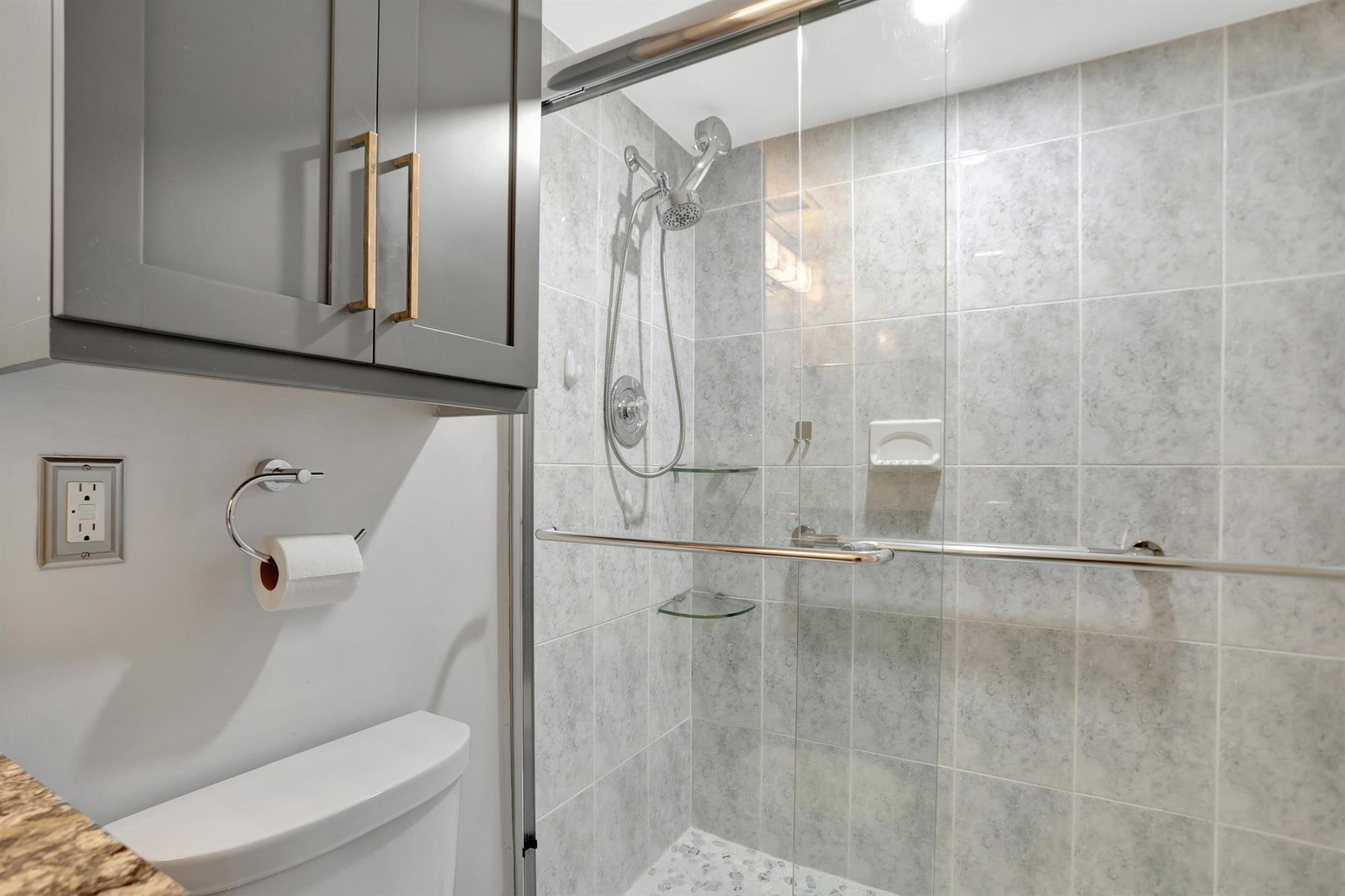 1505 N Riverside Drive 1003