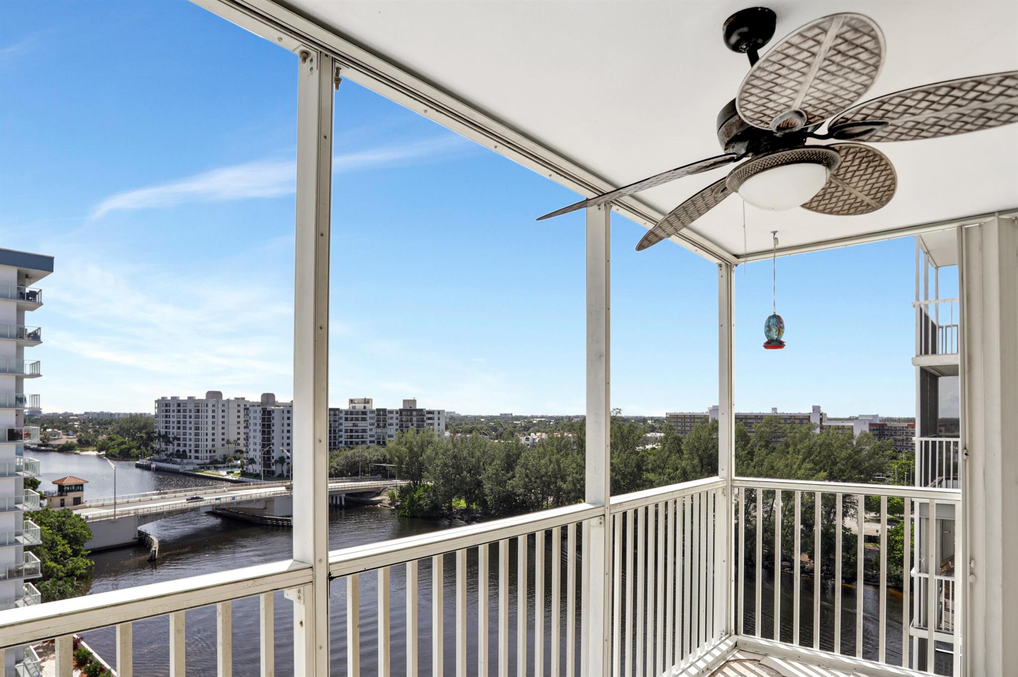 1505 N Riverside Drive 1003