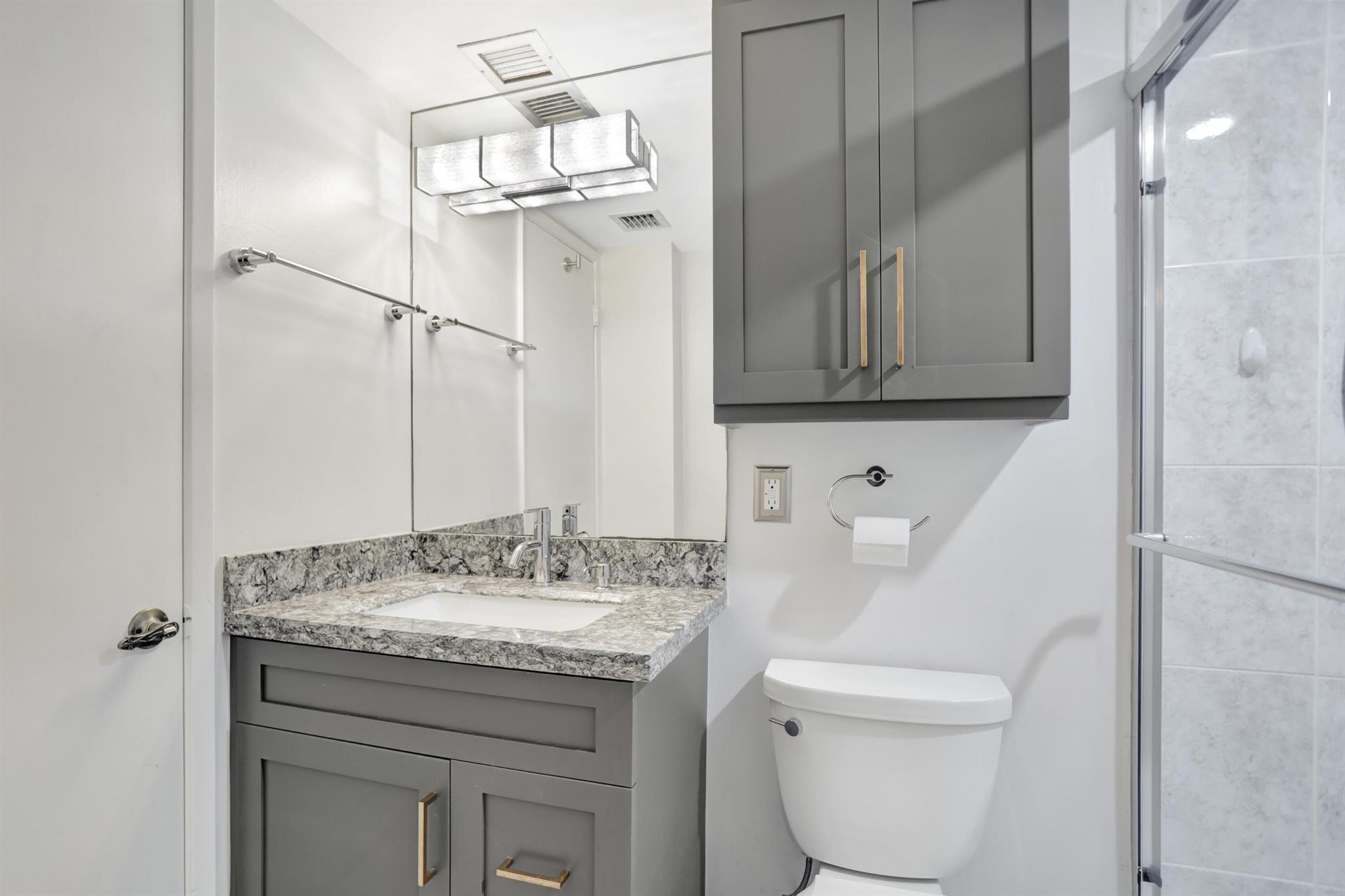 1505 N Riverside Drive 1003