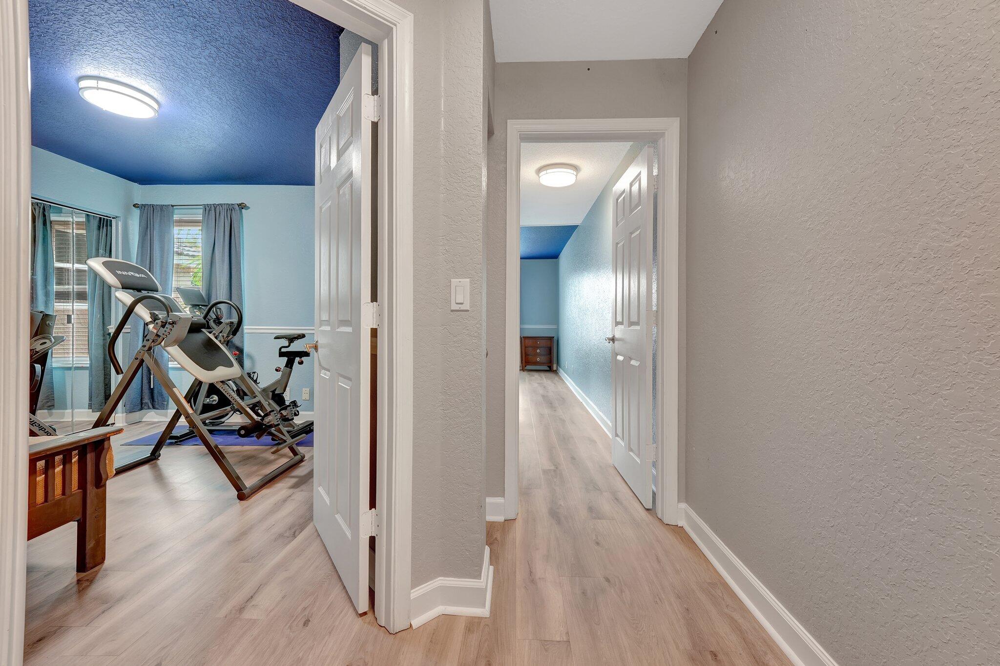 5560 NW 90th Terrace