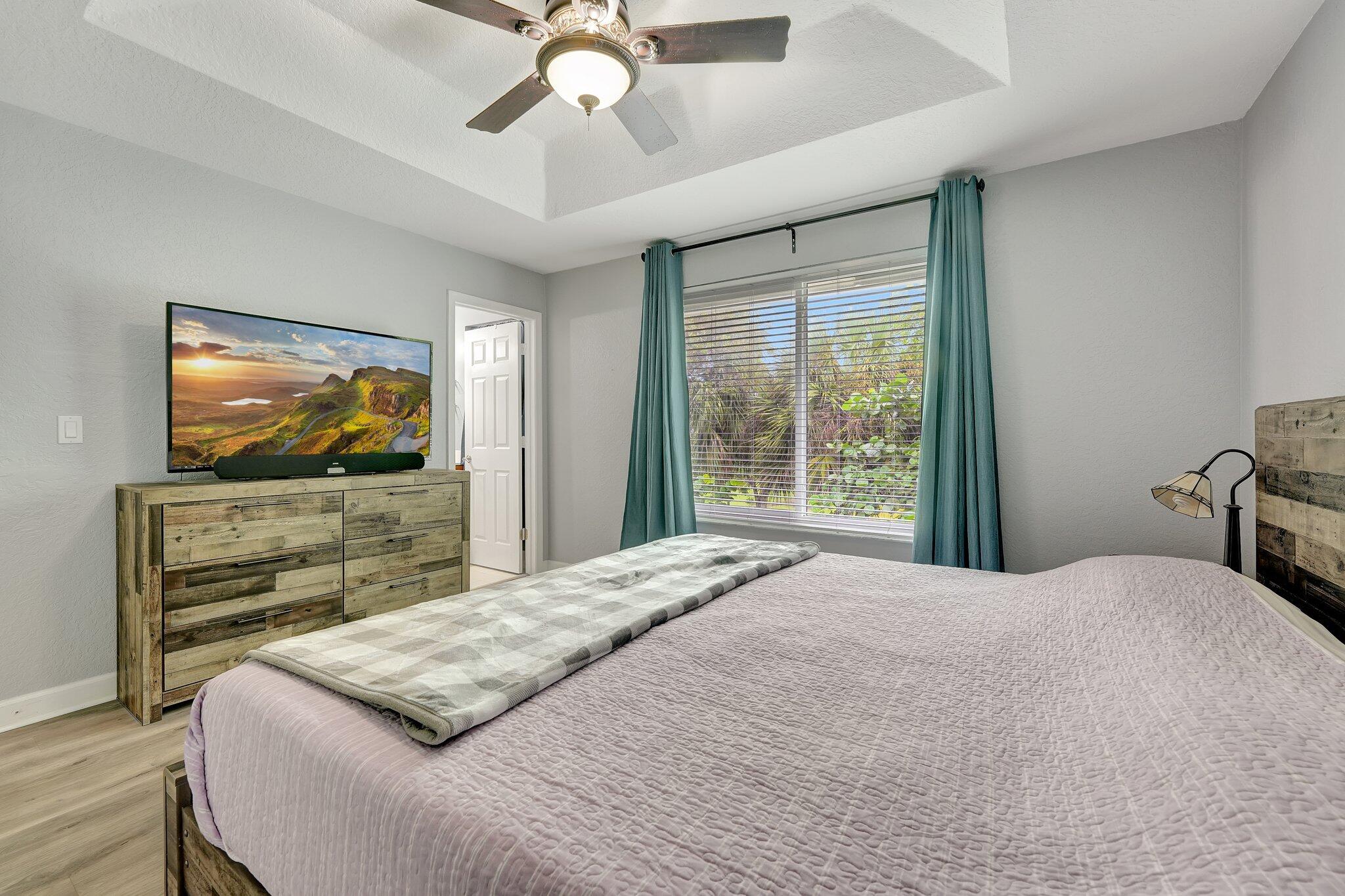 5560 NW 90th Terrace