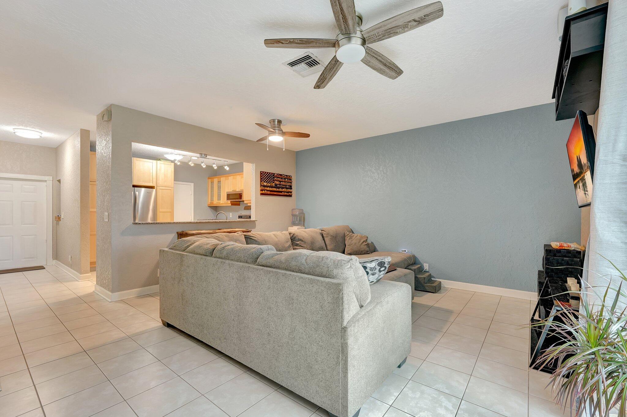 5560 NW 90th Terrace