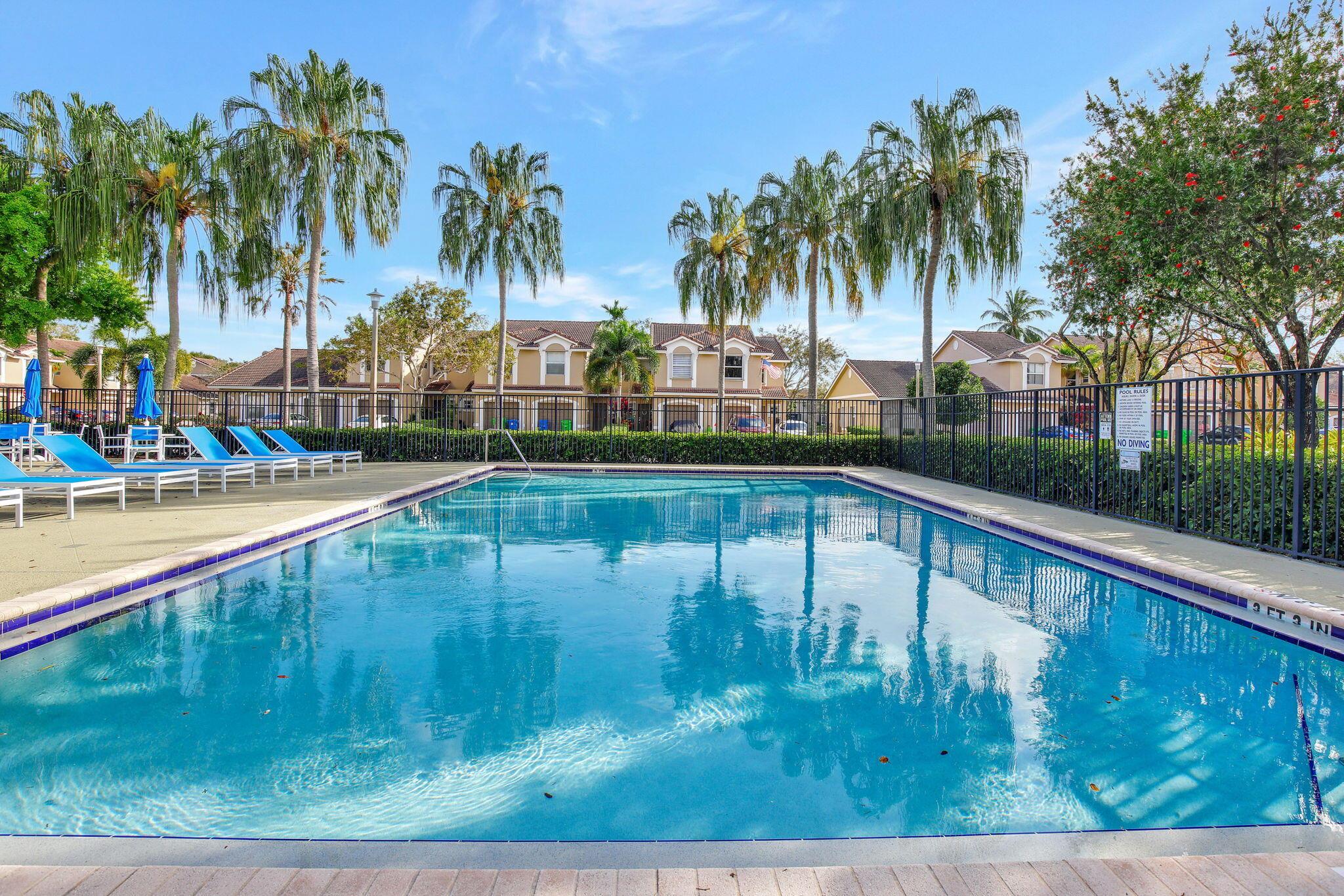 5560 NW 90th Terrace